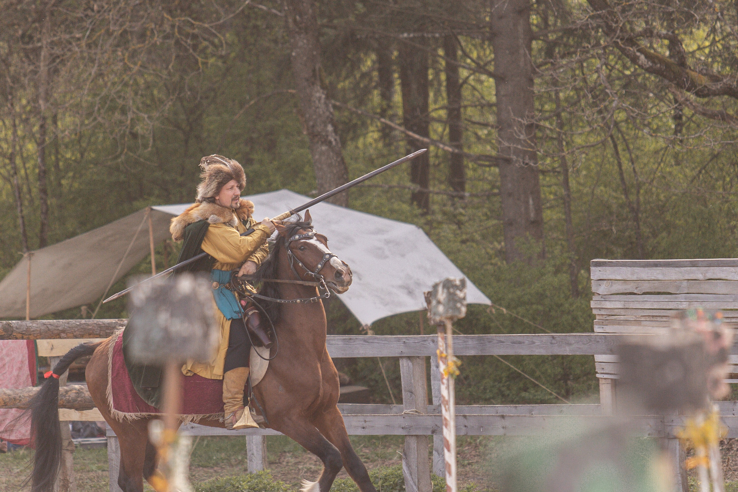 Золотая Шпора. Огнем и Мечем. День первый. Рыцарский турнир. Профессиональный интерьерный и репортажный фотограф Минск и РБ. Максим Орлов
