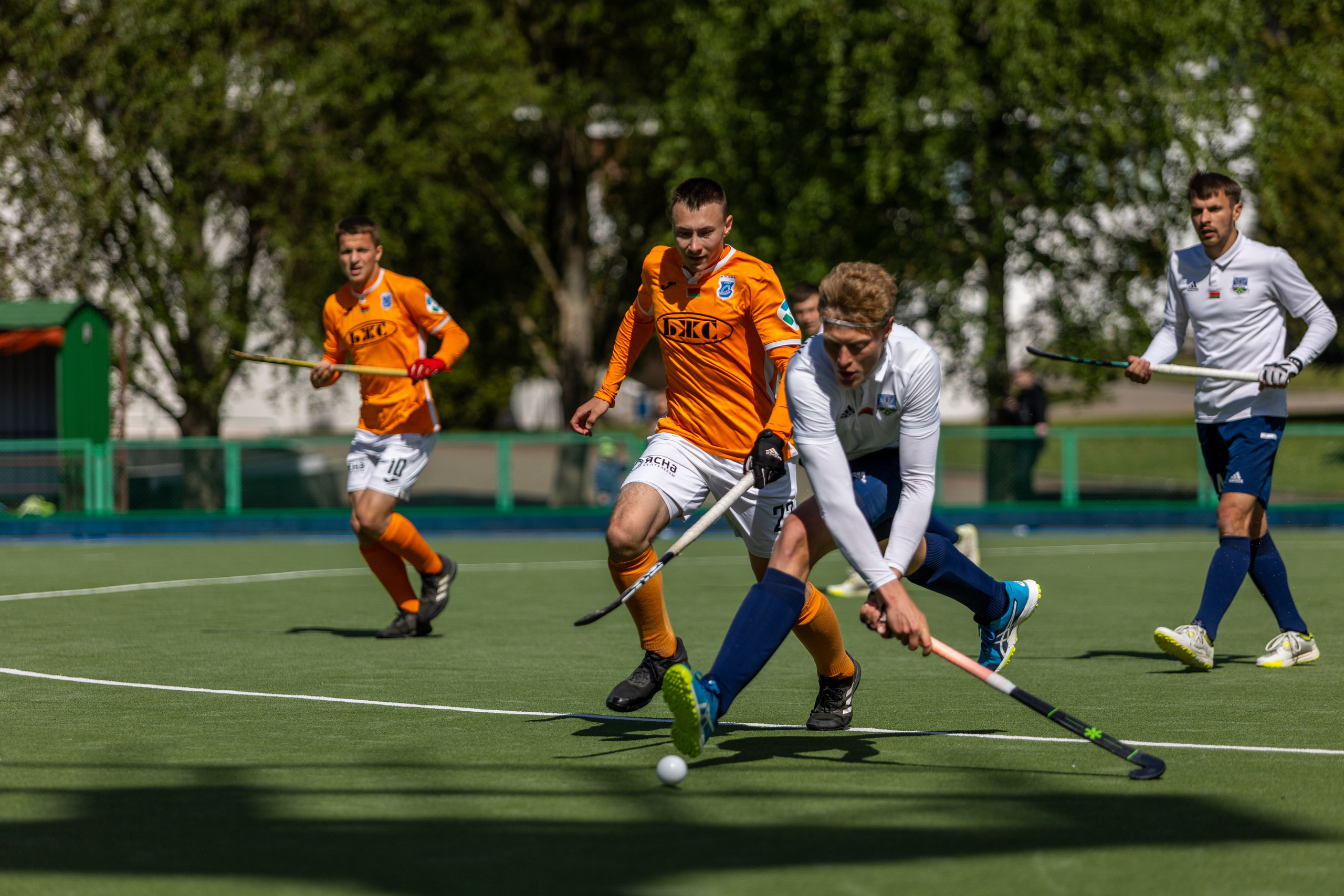 Хоккей на траве. ХК Минск — СК Строитель 12.05.2024. Профессиональный интерьерный и репортажный фотограф Минск и РБ. Максим Орлов