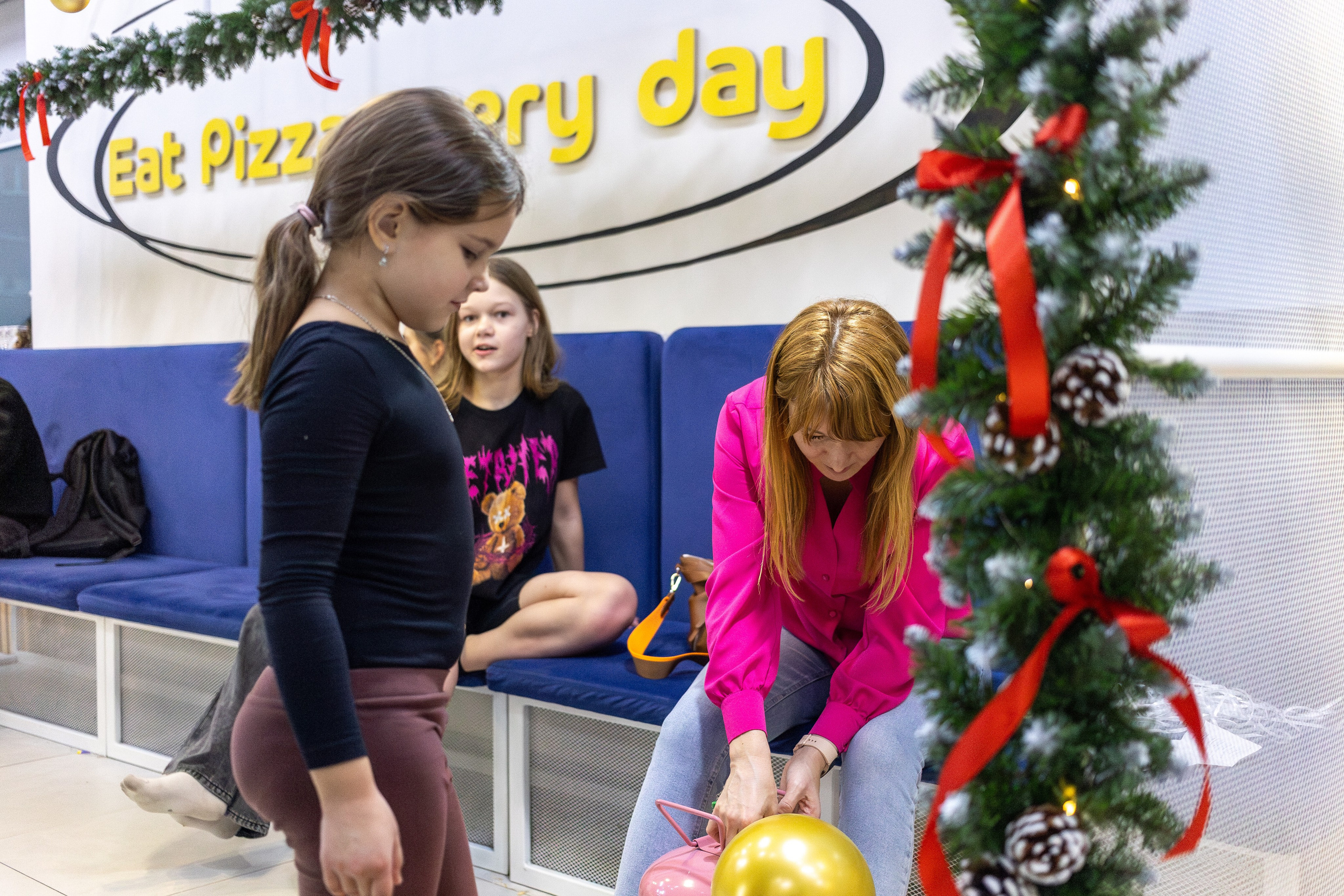 ДР Влада (батутная арена). Профессиональный интерьерный и репортажный фотограф Минск и РБ. Максим Орлов
