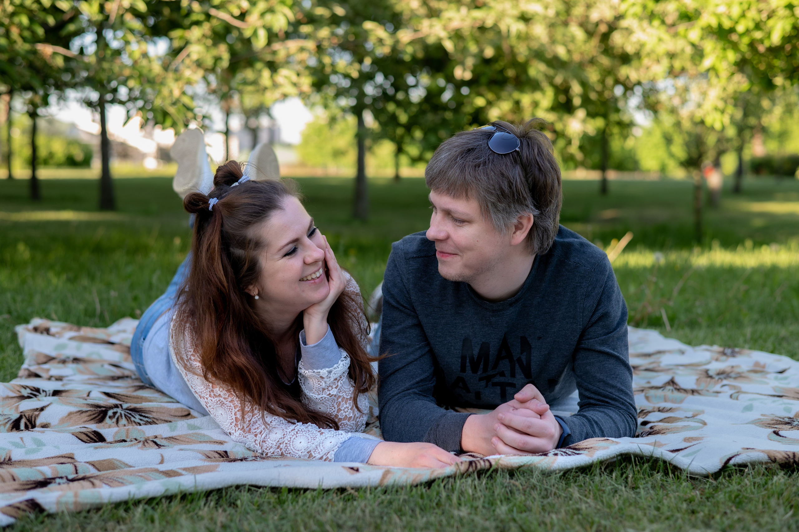 Илья и Аня, а также Кирилл, Андрей и Даша. Профессиональный интерьерный и репортажный фотограф Минск и РБ. Максим Орлов