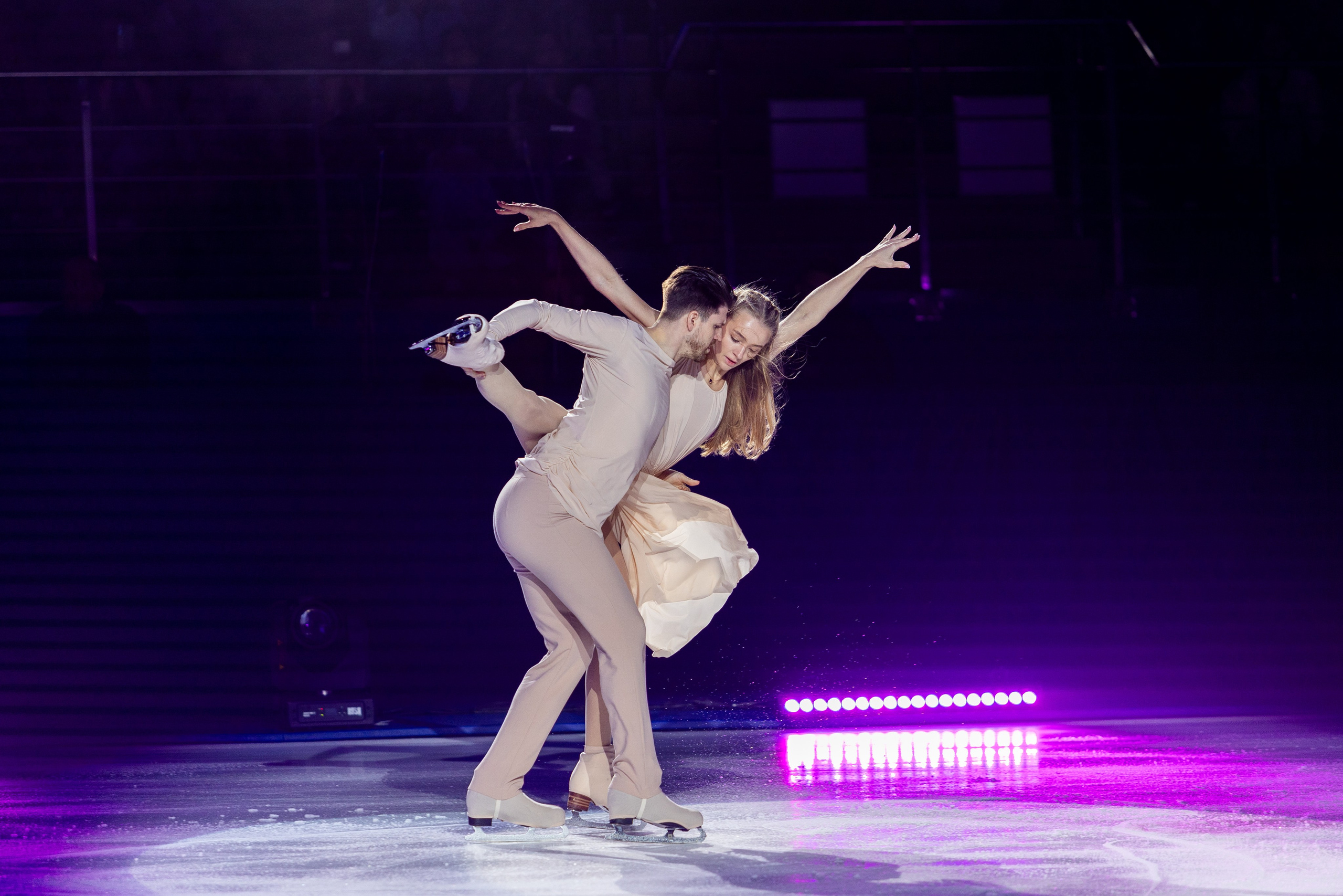 Ледовое шоу Ильи Авербуха 30.03.2024. Профессиональный интерьерный и репортажный фотограф Минск и РБ. Максим Орлов