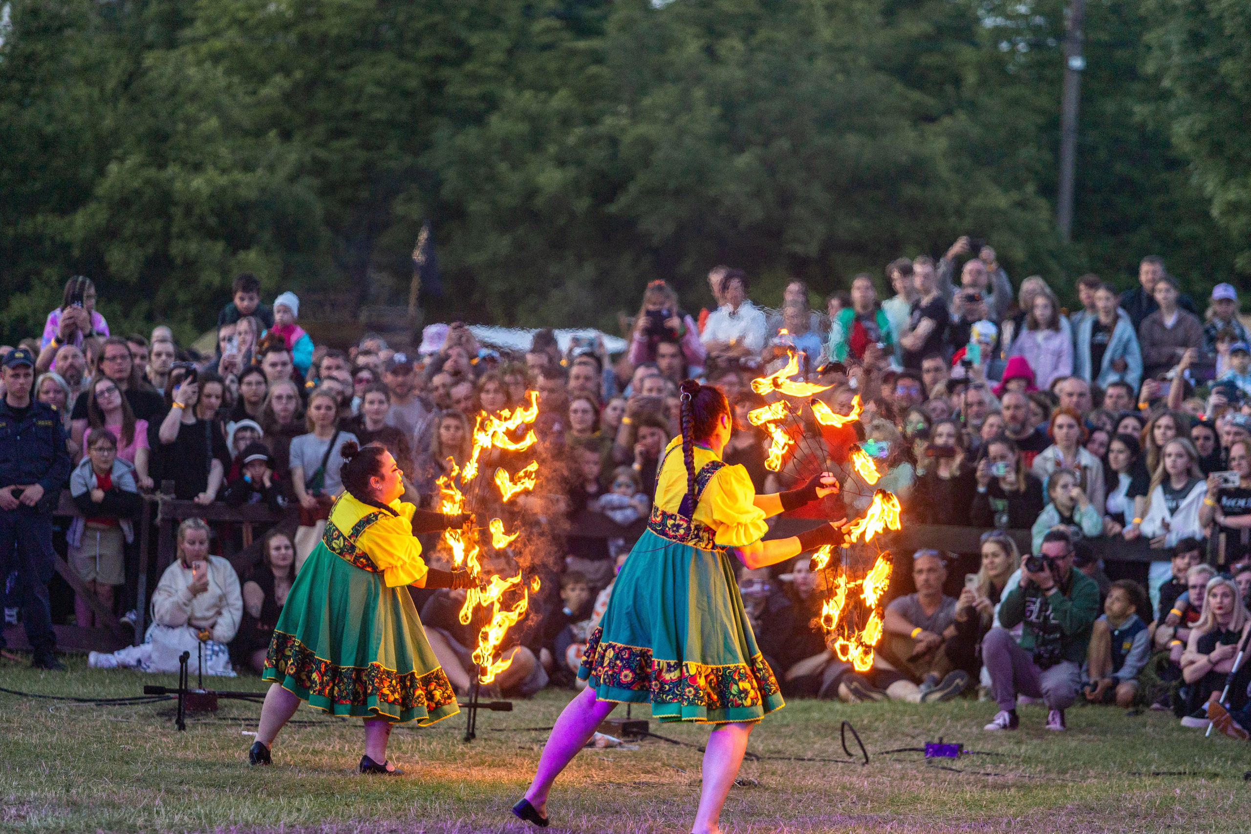 Свята сонца. Профессиональный интерьерный и репортажный фотограф Минск и РБ. Максим Орлов
