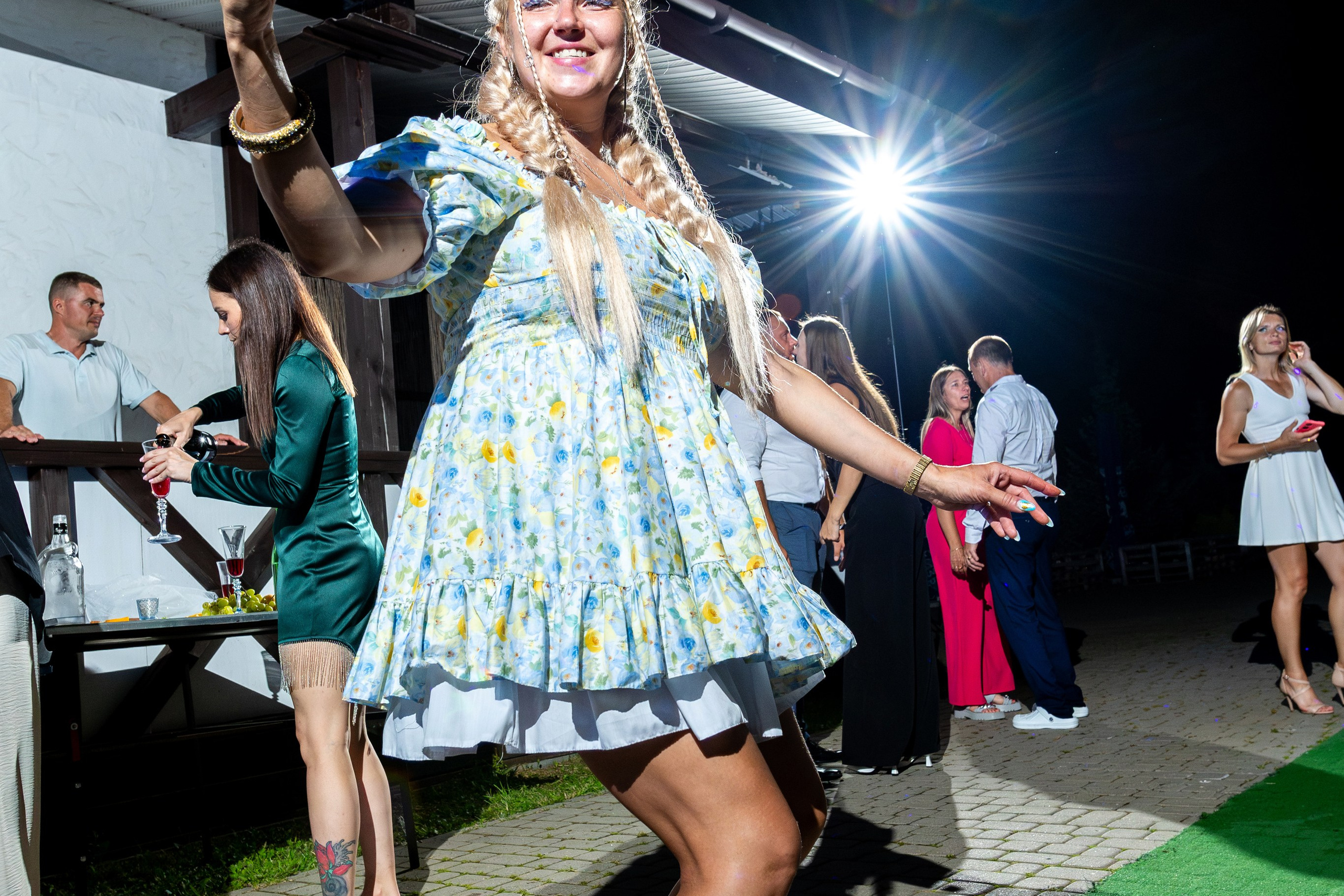 Свадебная фотосессия Дениса и Юли. Профессиональный интерьерный и репортажный фотограф Минск и РБ. Максим Орлов