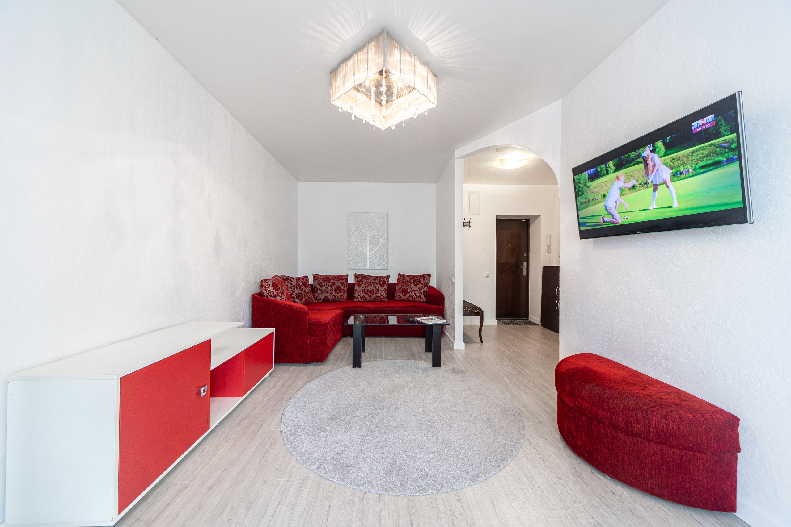 Пр. Независимости 52. Профессиональный интерьерный и репортажный фотограф Минск и РБ. Максим Орлов