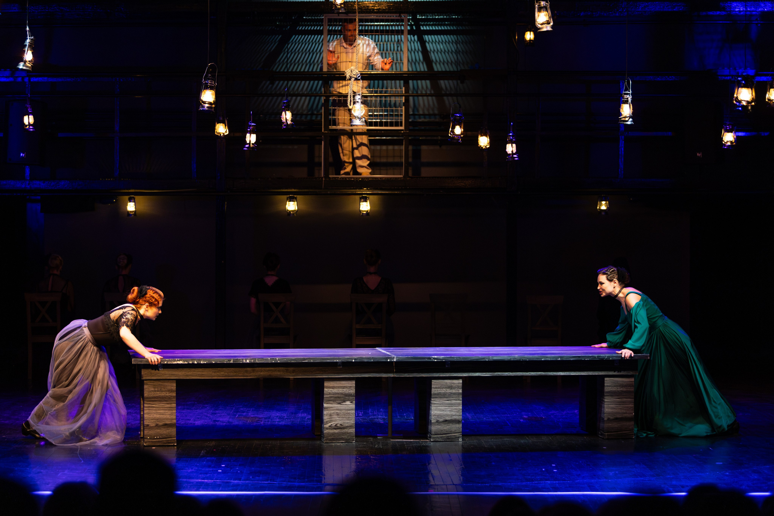 Новый театр «Дом Бернарды Альбы». Профессиональный интерьерный и репортажный фотограф Минск и РБ. Максим Орлов