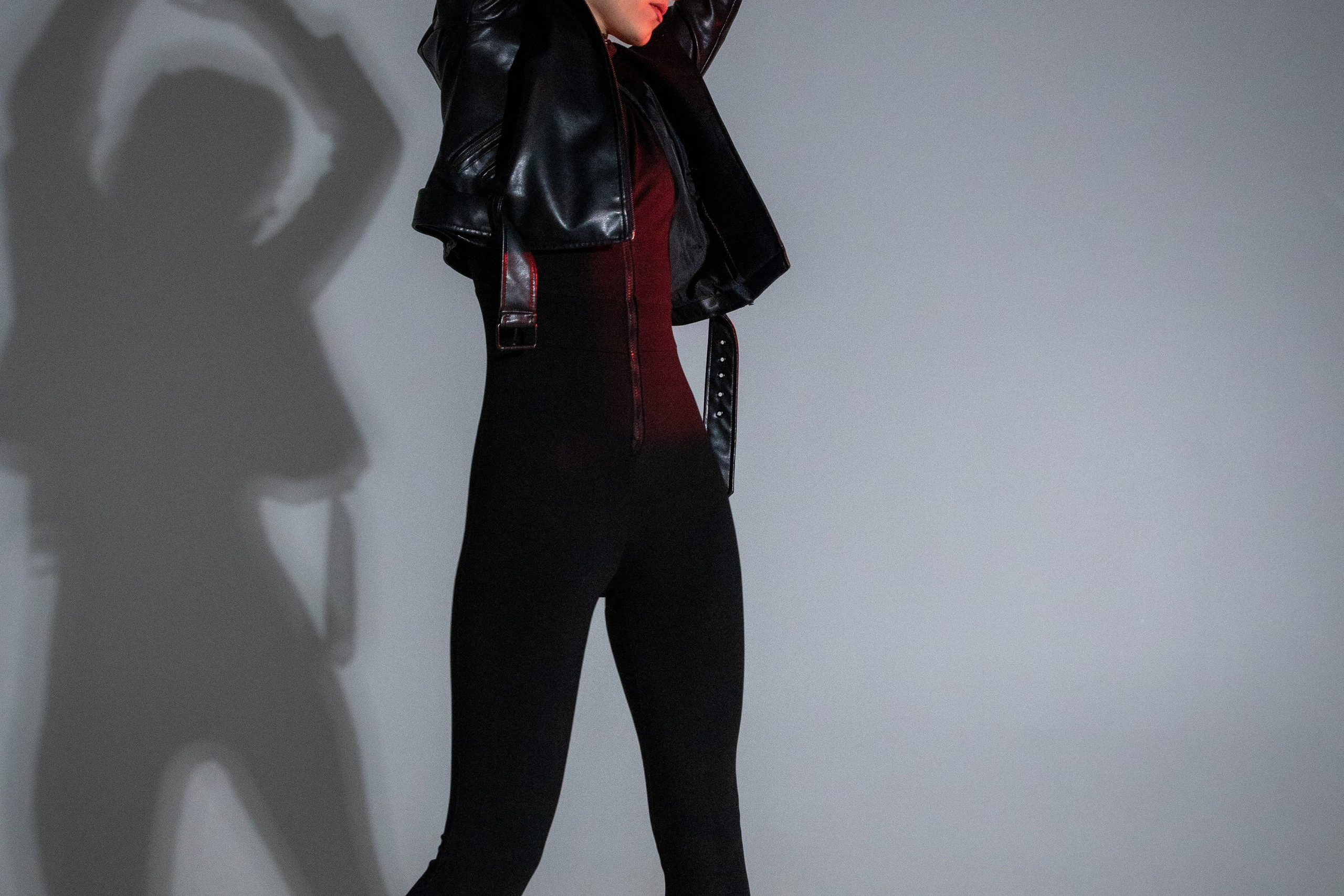 Алена (студийная на циклораме). Профессиональный интерьерный и репортажный фотограф Минск и РБ. Максим Орлов