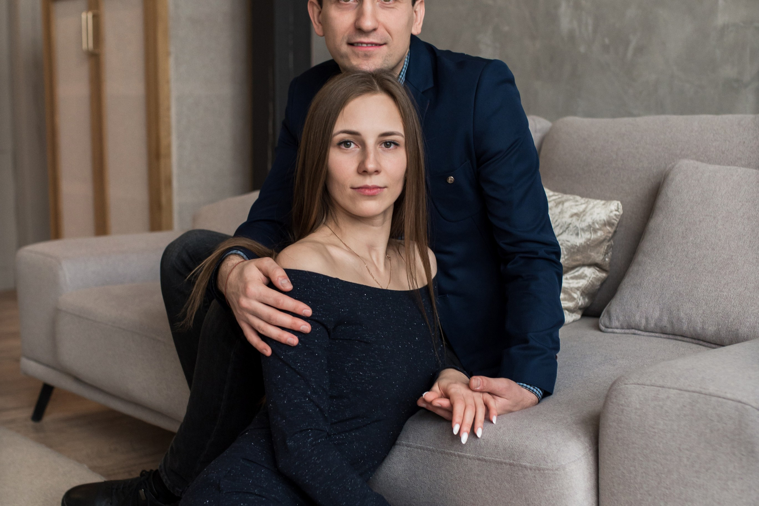 Love story Ильи и Кати. Профессиональный интерьерный и репортажный фотограф Минск и РБ. Максим Орлов