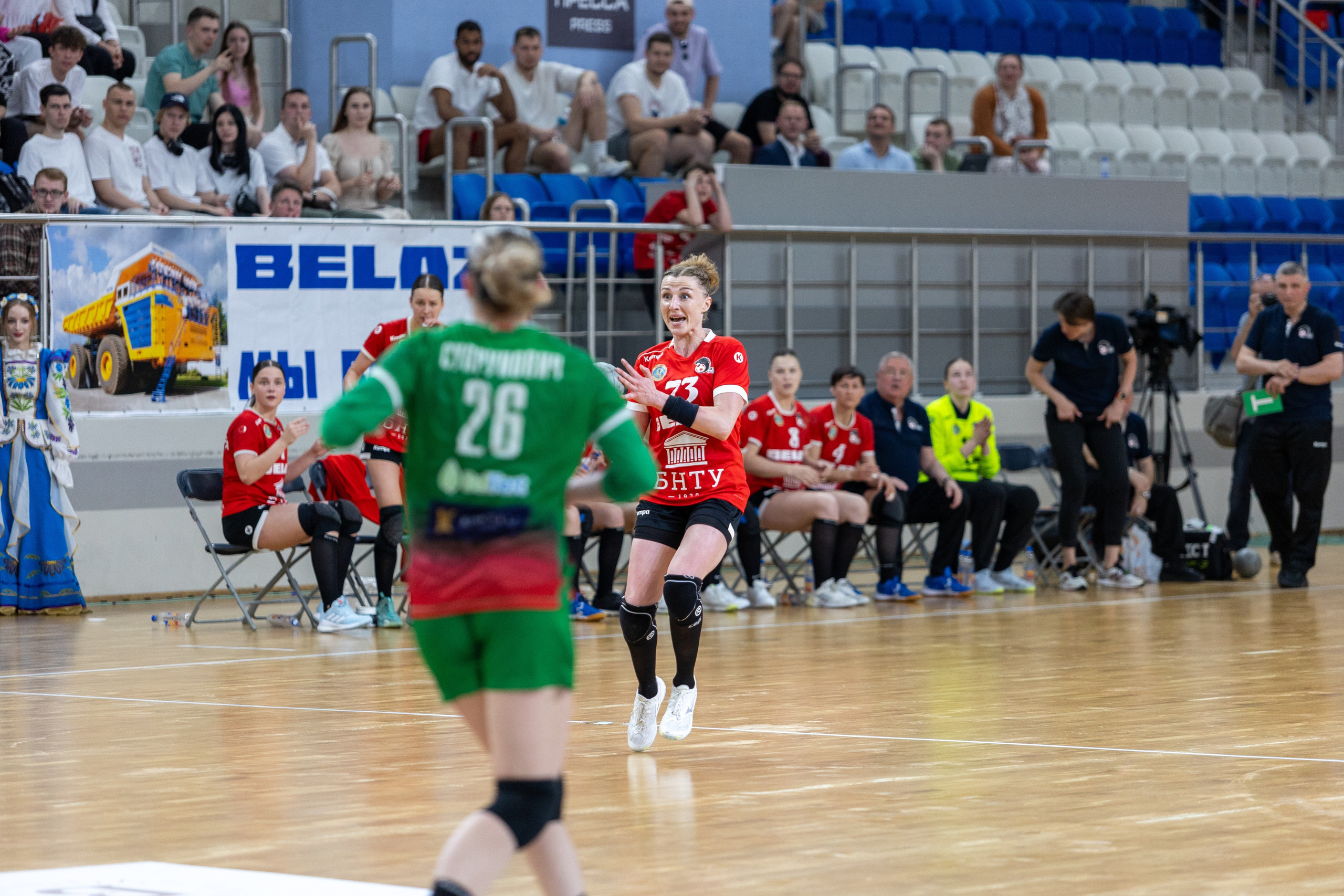 Гандбол. Финал. БНТУ — Гомель. 25.05.2024. Профессиональный интерьерный и репортажный фотограф Минск и РБ. Максим Орлов