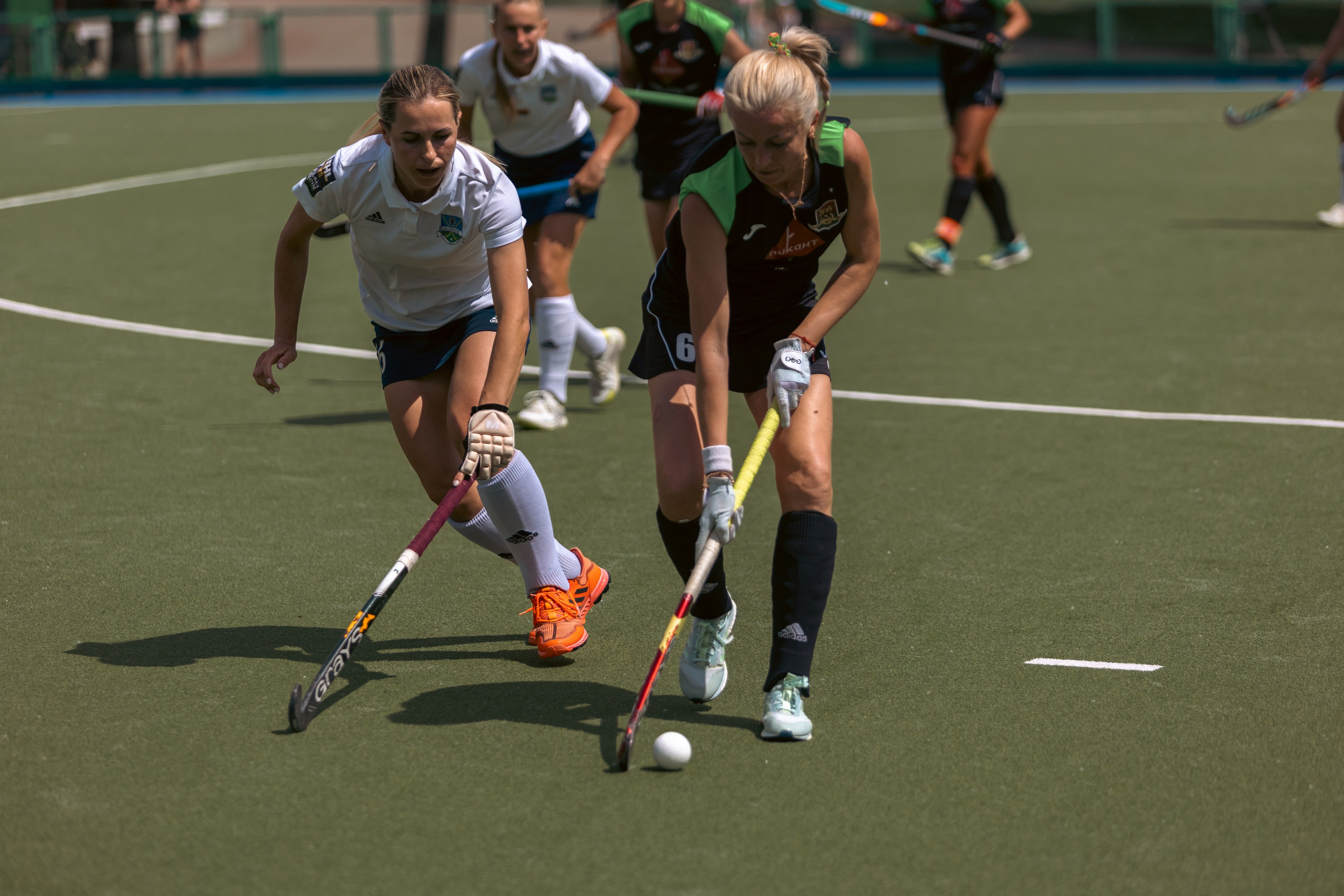 Хоккей на траве. Девушки. Минск — Текстильщик 29.052024. Профессиональный интерьерный и репортажный фотограф Минск и РБ. Максим Орлов