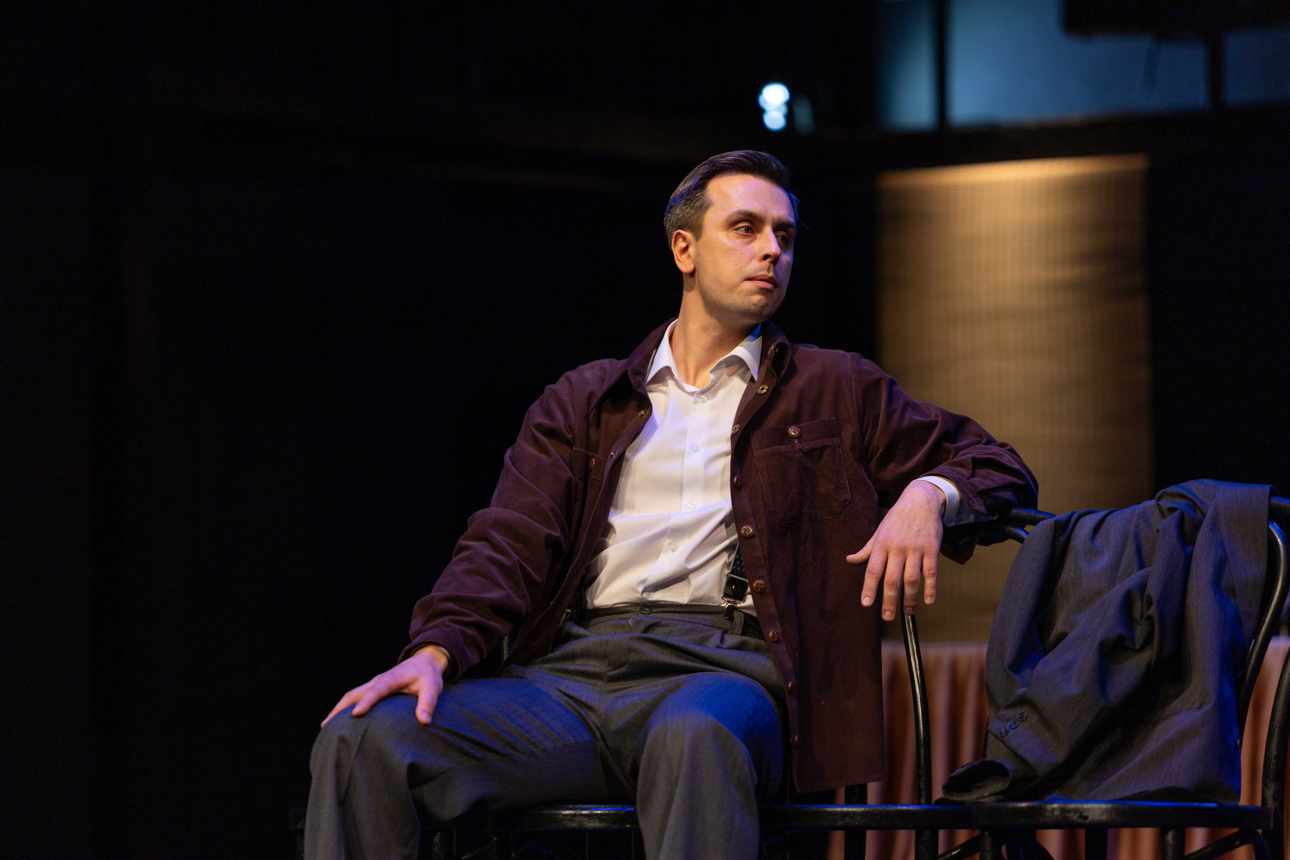 Новый театр «Плачу за любовь». Профессиональный интерьерный и репортажный фотограф Минск и РБ. Максим Орлов