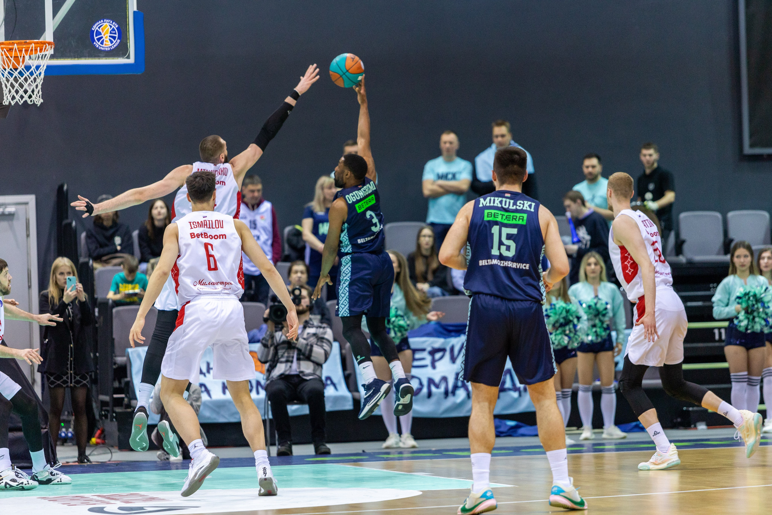 Баскетбол. Минск — MBA. 09.03.2024. Профессиональный интерьерный и репортажный фотограф Минск и РБ. Максим Орлов