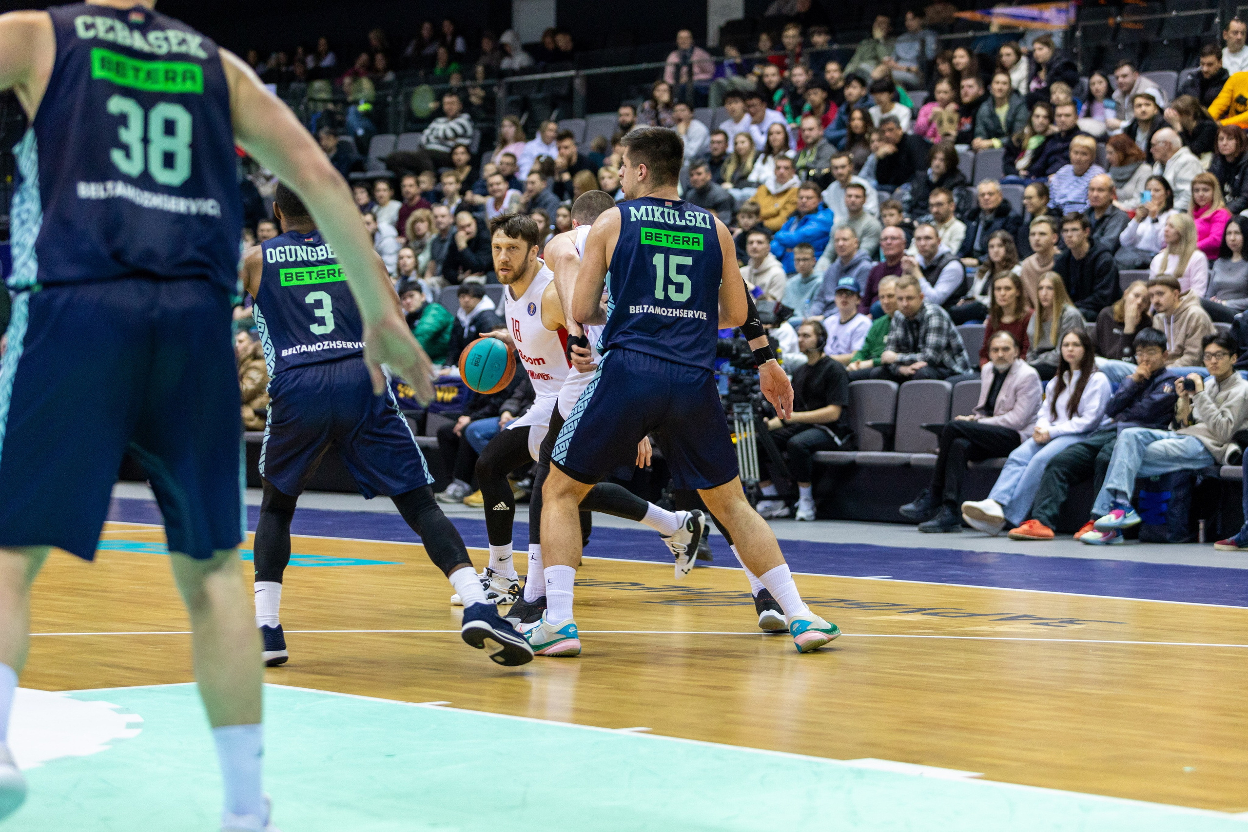 Баскетбол. Минск — MBA. 09.03.2024. Профессиональный интерьерный и репортажный фотограф Минск и РБ. Максим Орлов