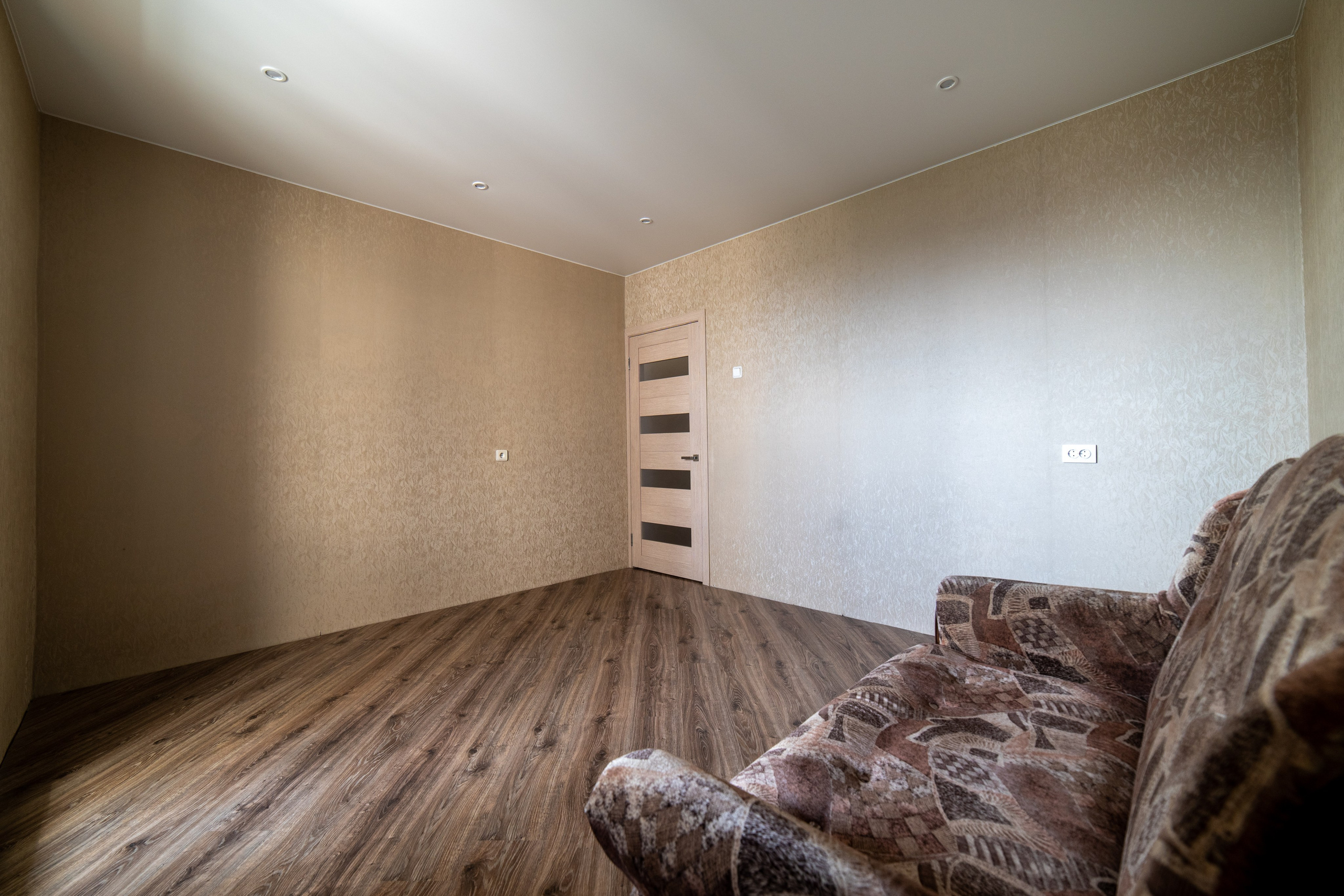 Квартира неизвестна. Эконом вариант. Профессиональный интерьерный и репортажный фотограф Минск и РБ. Максим Орлов