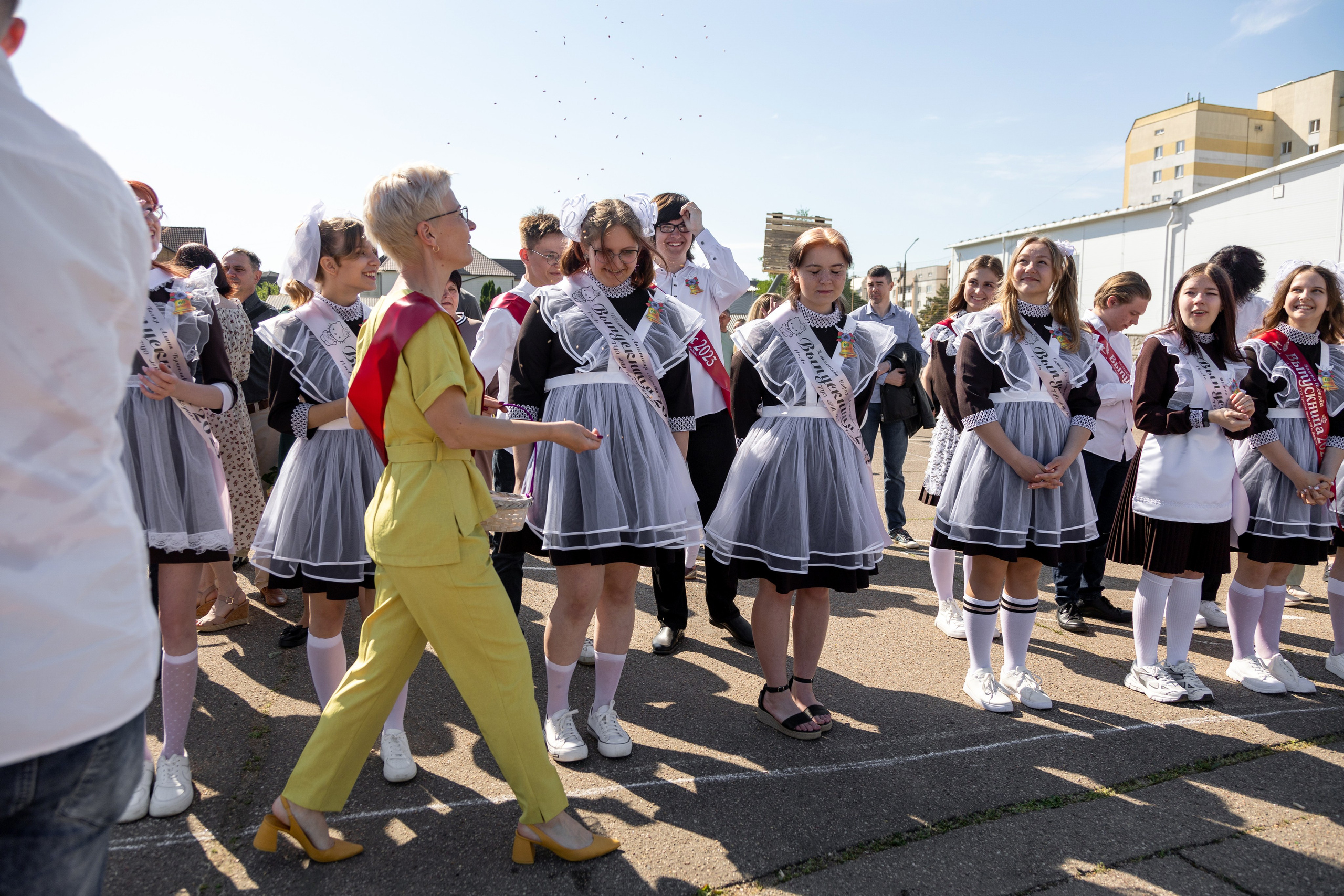 Выпускной в Жодино 2023. Профессиональный интерьерный и репортажный фотограф Минск и РБ. Максим Орлов