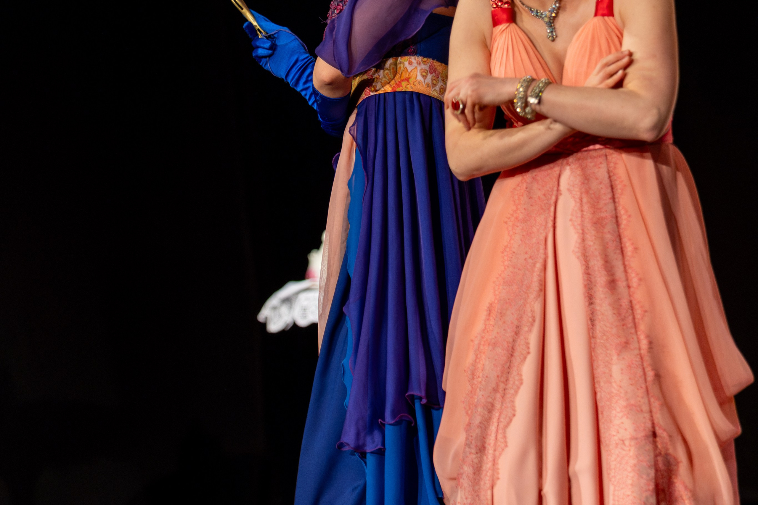 Новый театр «Как важно быть серьезным». Профессиональный интерьерный и репортажный фотограф Минск и РБ. Максим Орлов