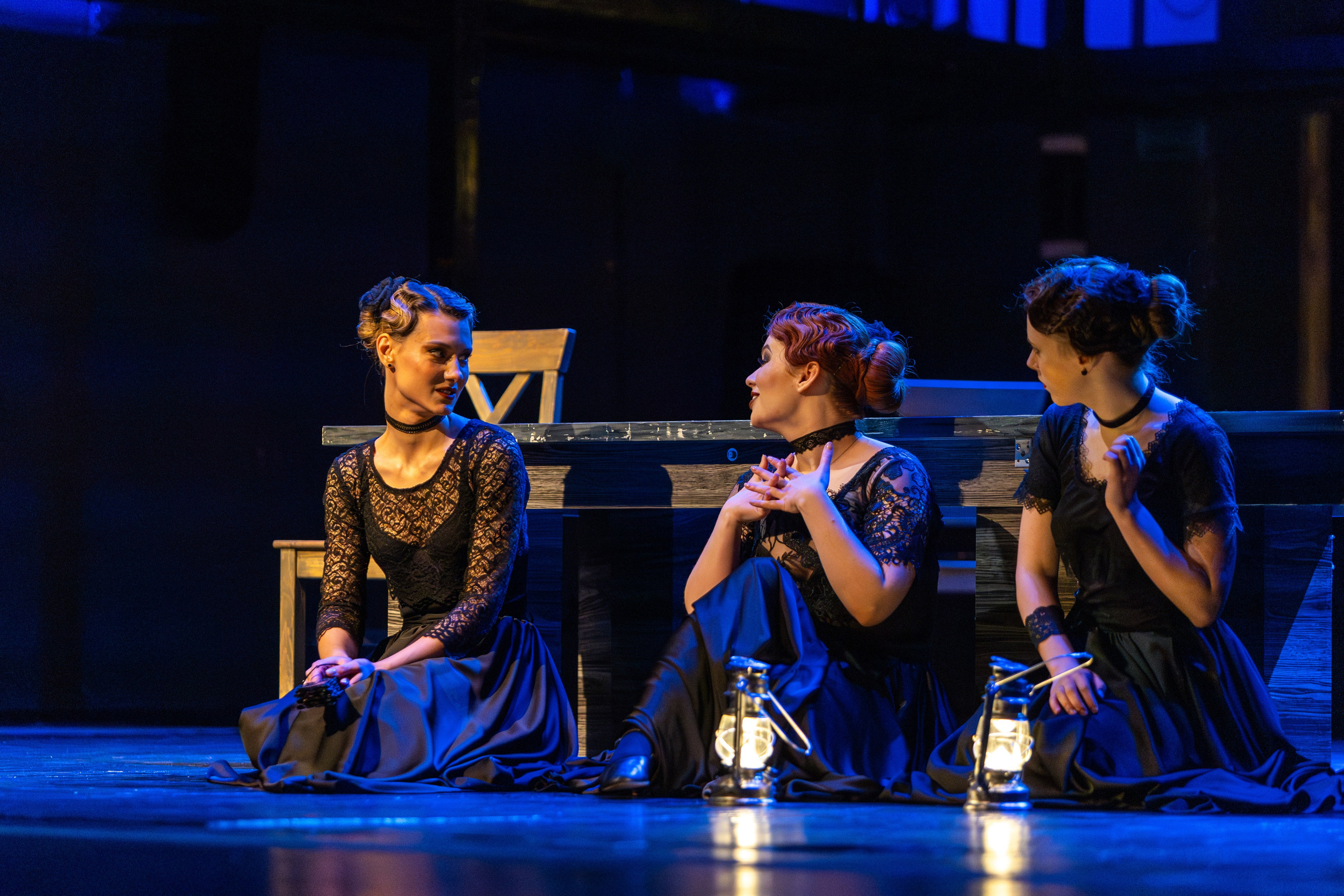 Новый театр «Дом Бернарды Альбы». Профессиональный интерьерный и репортажный фотограф Минск и РБ. Максим Орлов