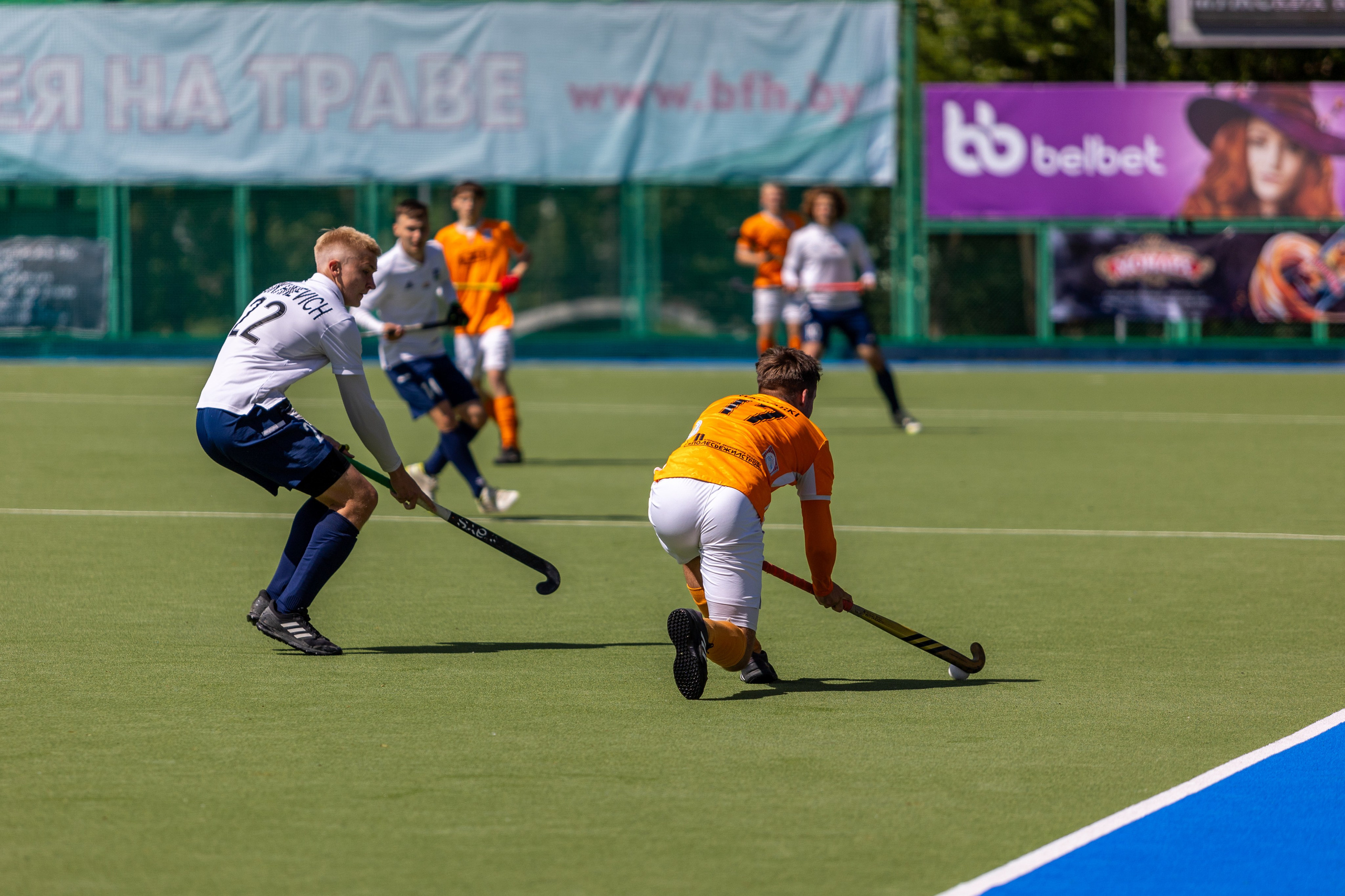 Хоккей на траве. ХК Минск — СК Строитель 12.05.2024. Профессиональный интерьерный и репортажный фотограф Минск и РБ. Максим Орлов