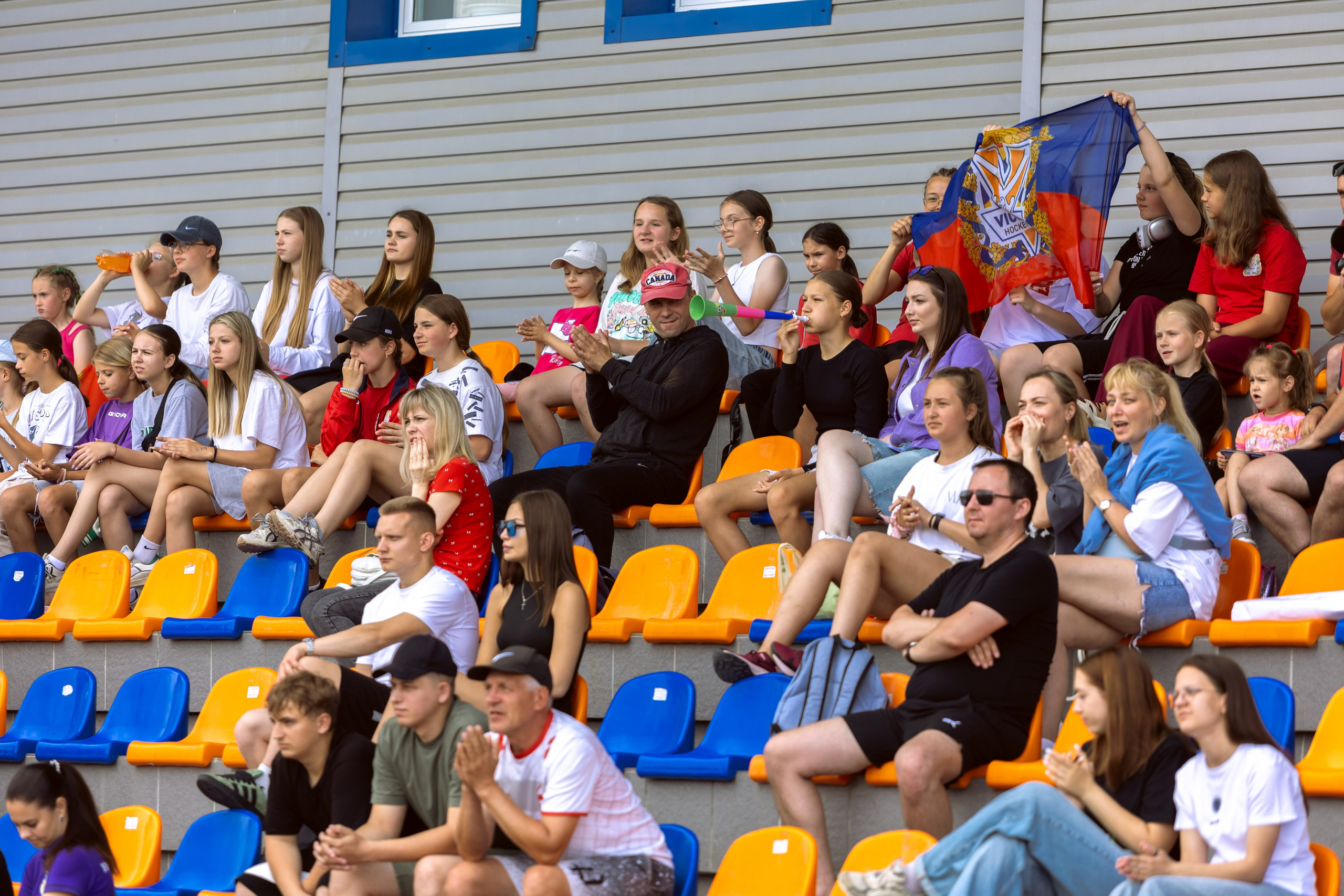 Хоккей на траве. Девушки. Минск — Виктория. 16.06.2024. Профессиональный интерьерный и репортажный фотограф Минск и РБ. Максим Орлов