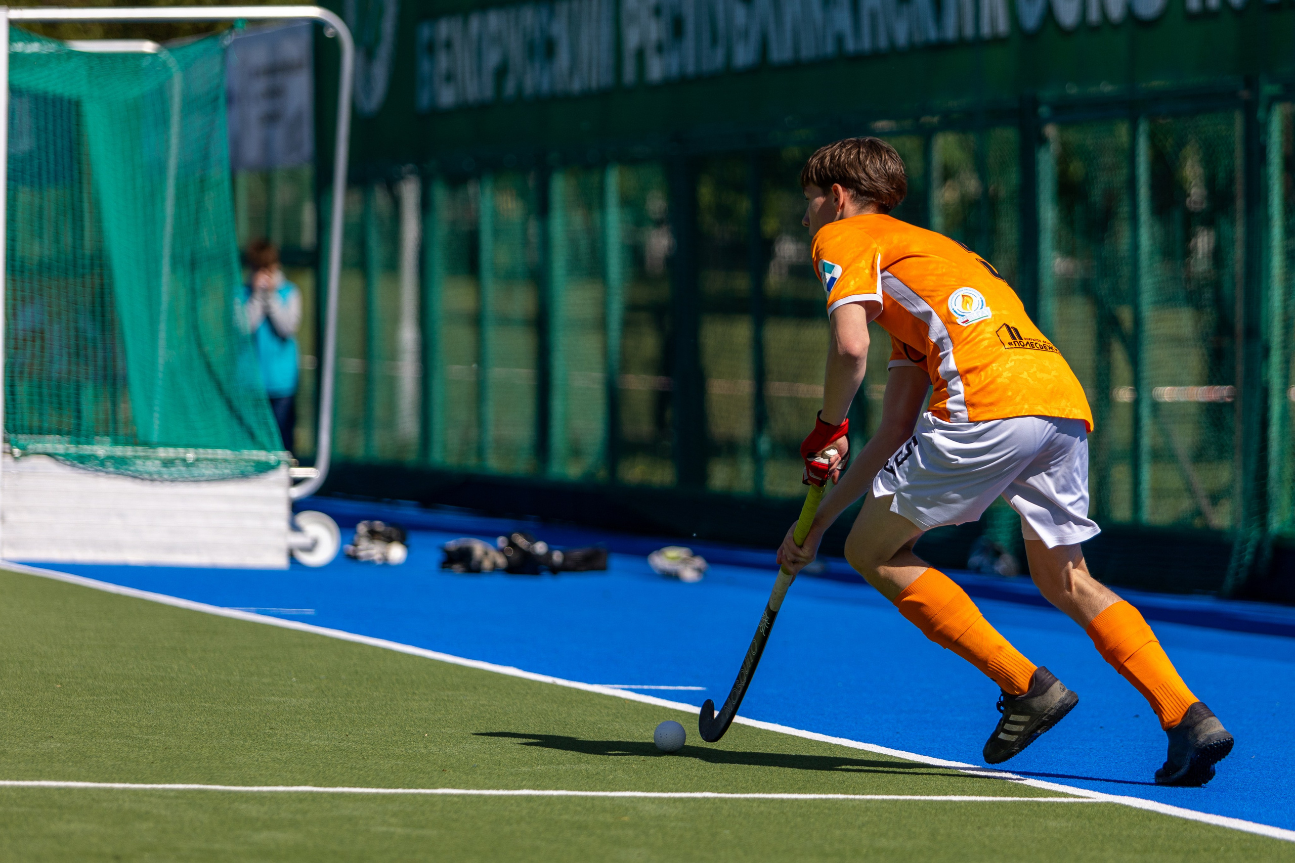 Хоккей на траве. ХК Минск — СК Строитель 12.05.2024. Профессиональный интерьерный и репортажный фотограф Минск и РБ. Максим Орлов