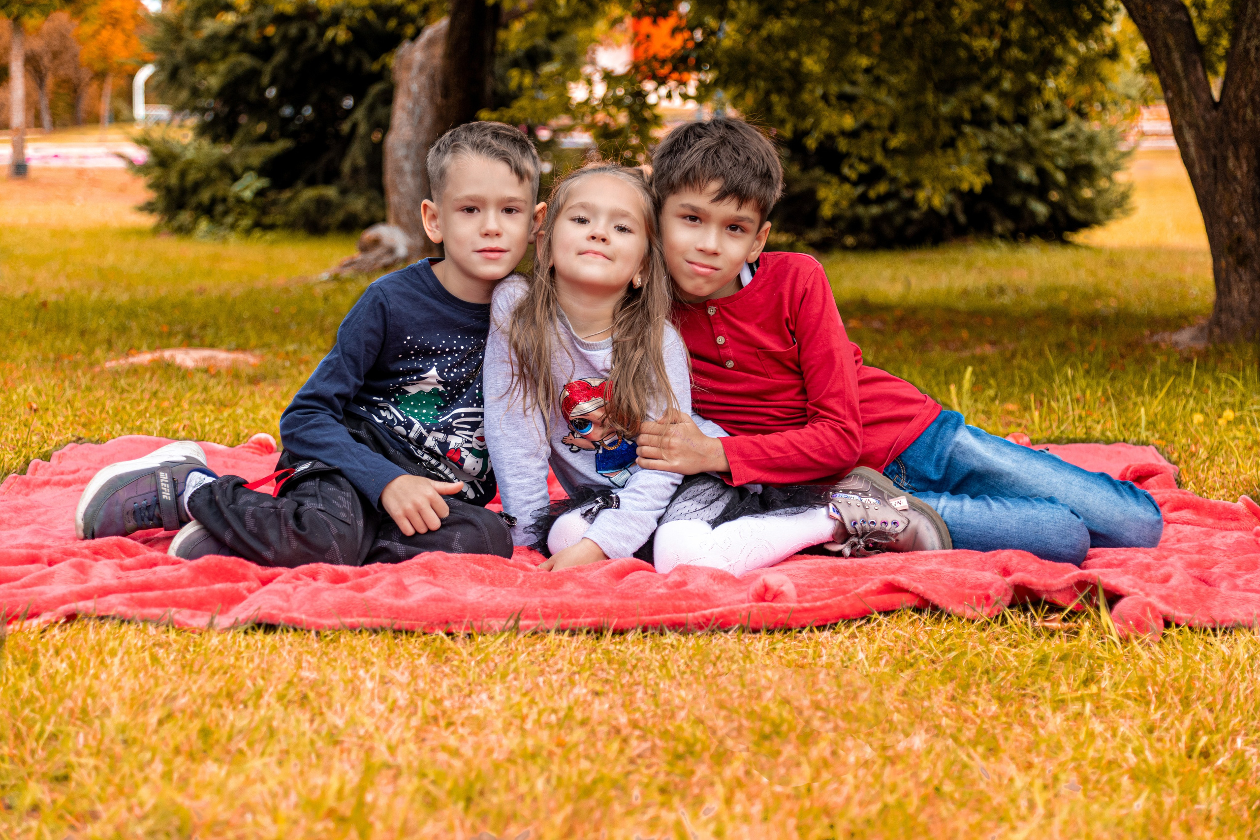 Руслан с семьей. Профессиональный интерьерный и репортажный фотограф Минск и РБ. Максим Орлов