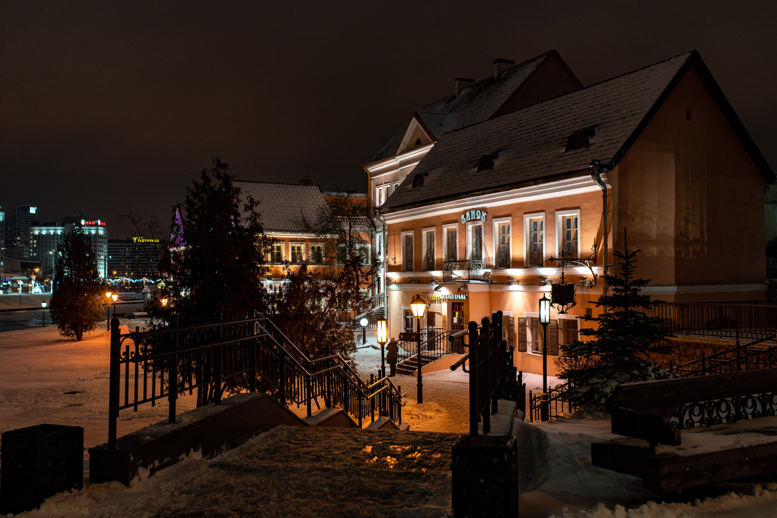 Фотосъемка на улицах. Профессиональный интерьерный и репортажный фотограф Минск и РБ. Максим Орлов