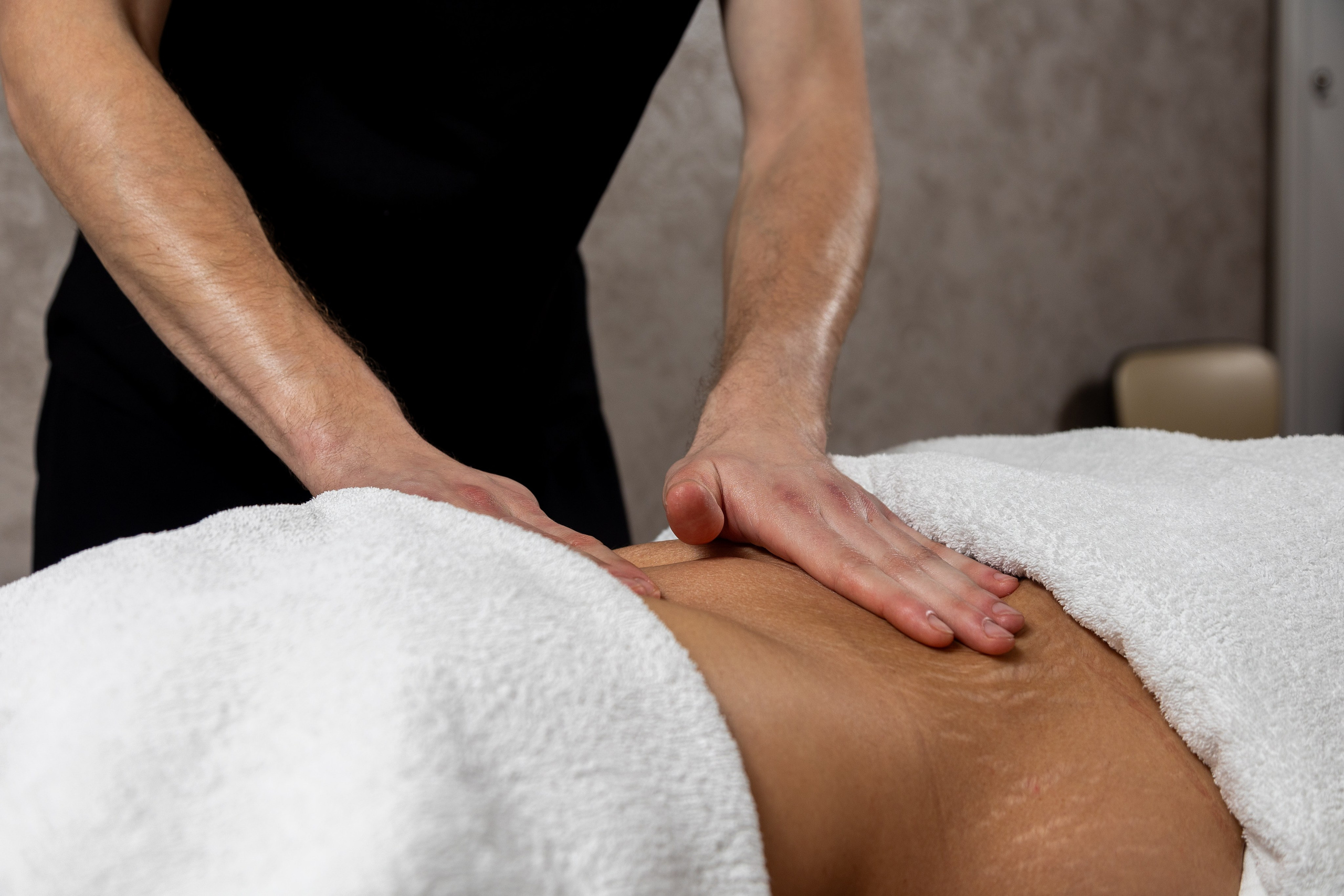 Реклама салона красоты «Манго». Профессиональный интерьерный и репортажный фотограф Минск и РБ. Максим Орлов