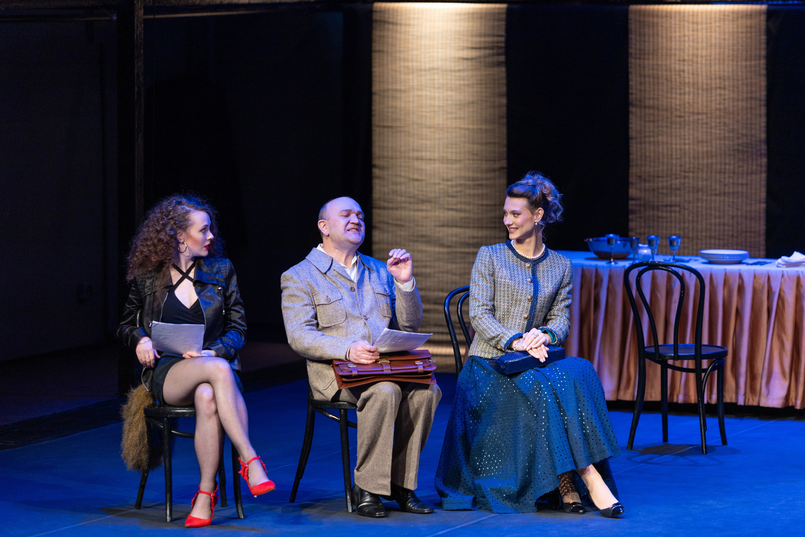 Новый театр «Плачу за любовь». Профессиональный интерьерный и репортажный фотограф Минск и РБ. Максим Орлов