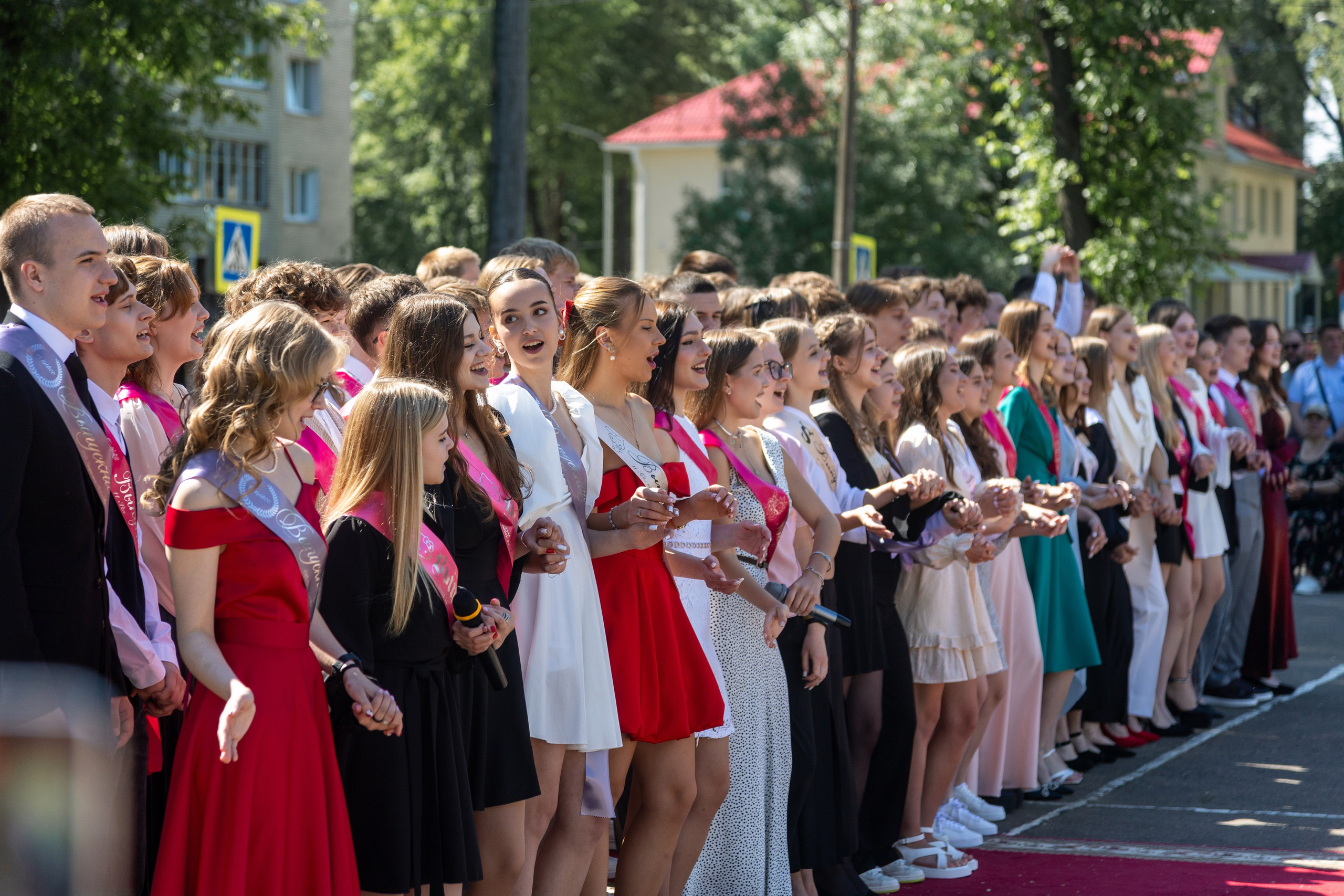 Школа 47. Последний звонок. Профессиональный интерьерный и репортажный фотограф Минск и РБ. Максим Орлов