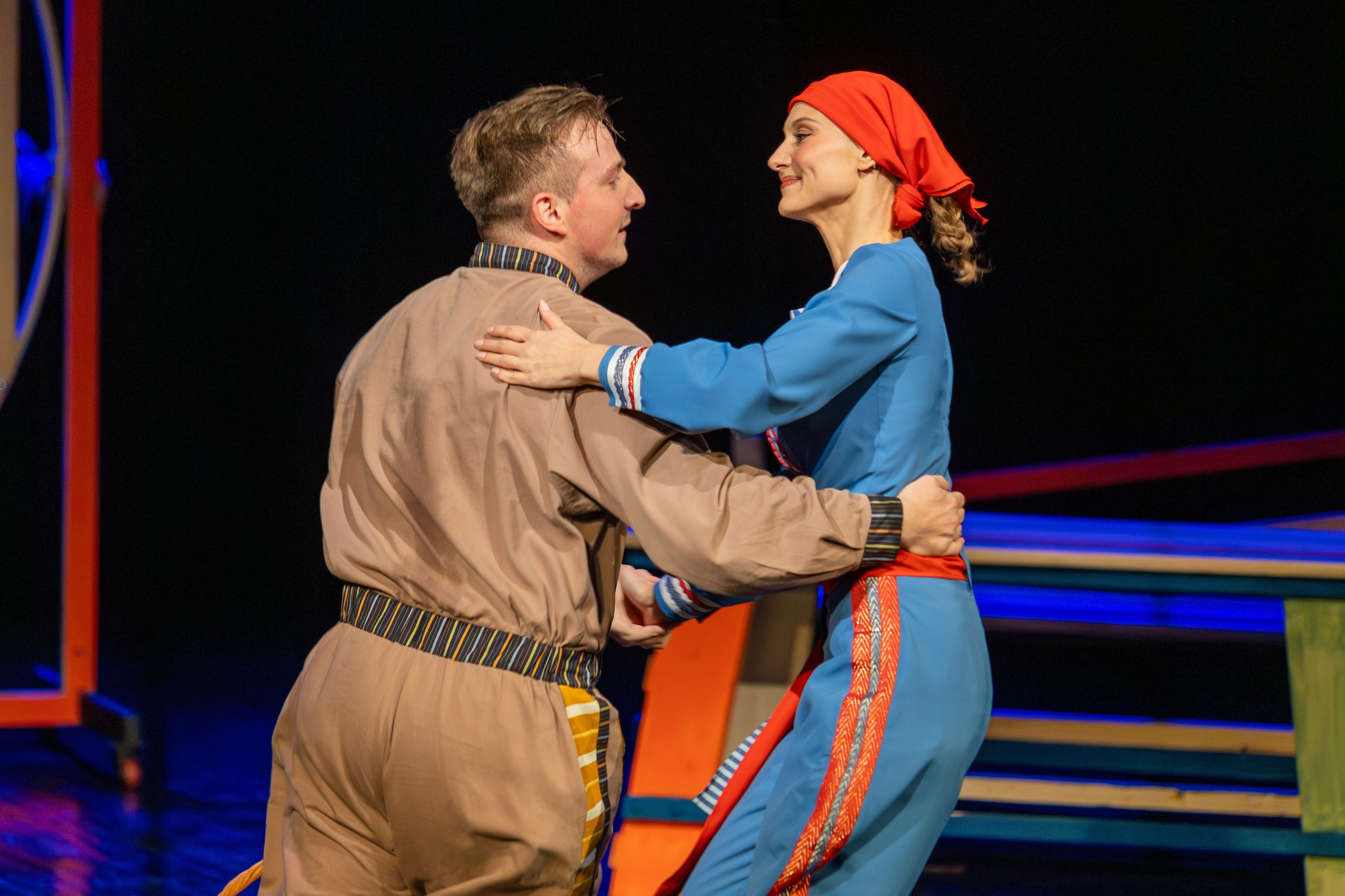 Квадратура круга. Профессиональный интерьерный и репортажный фотограф Минск и РБ. Максим Орлов