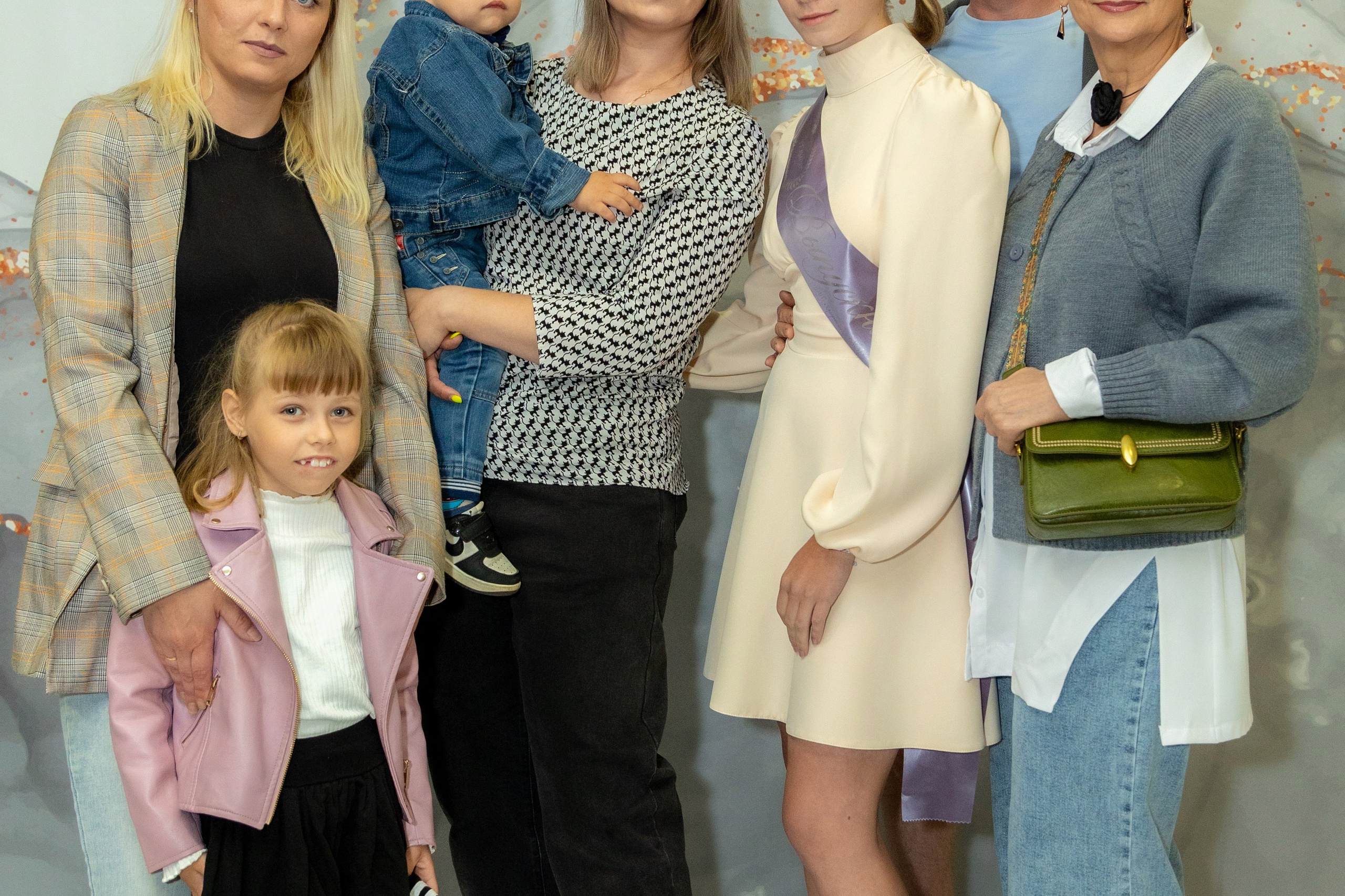 Вручение дипломов. 47 школа. Профессиональный интерьерный и репортажный фотограф Минск и РБ. Максим Орлов