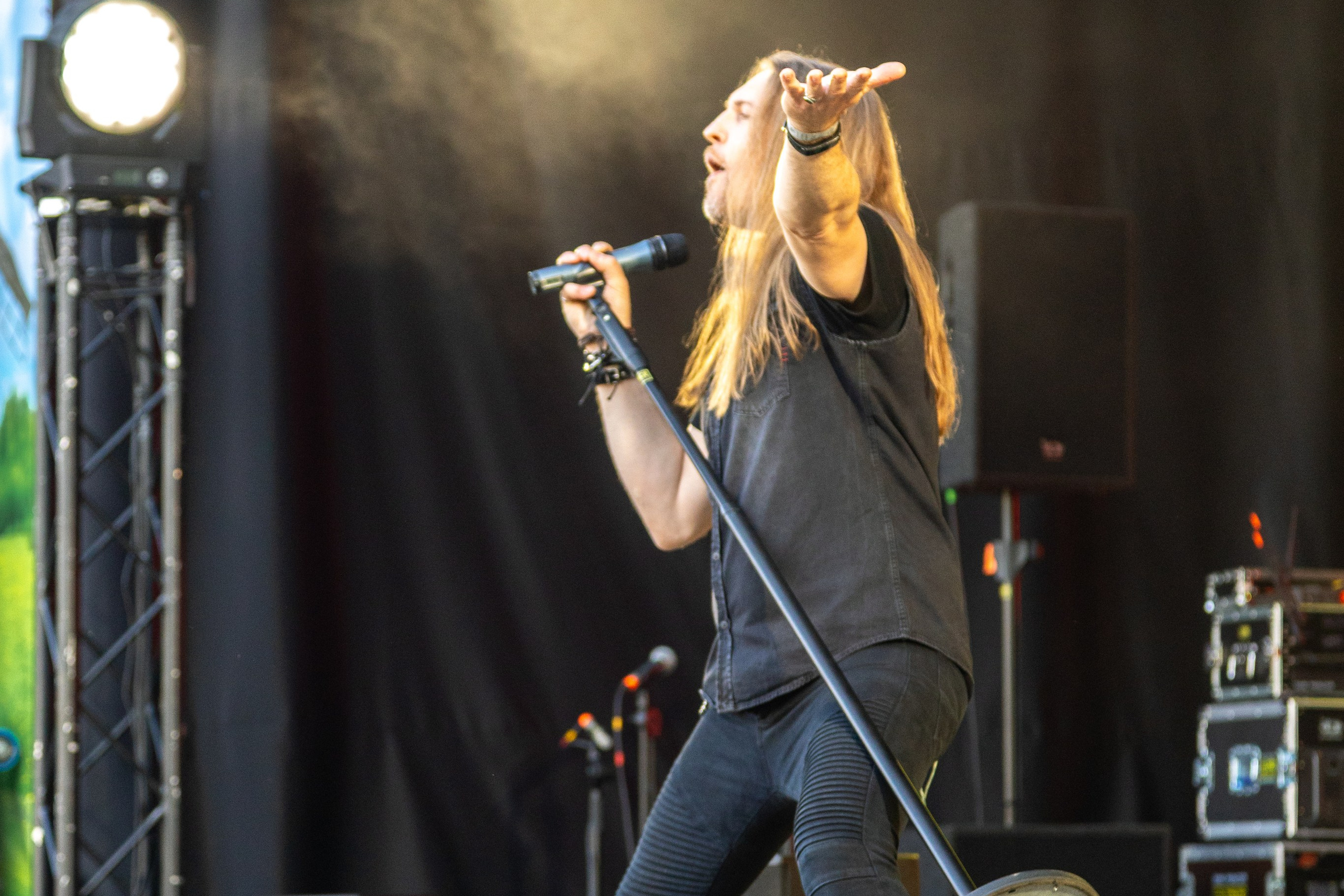 Свята сонца. Профессиональный интерьерный и репортажный фотограф Минск и РБ. Максим Орлов