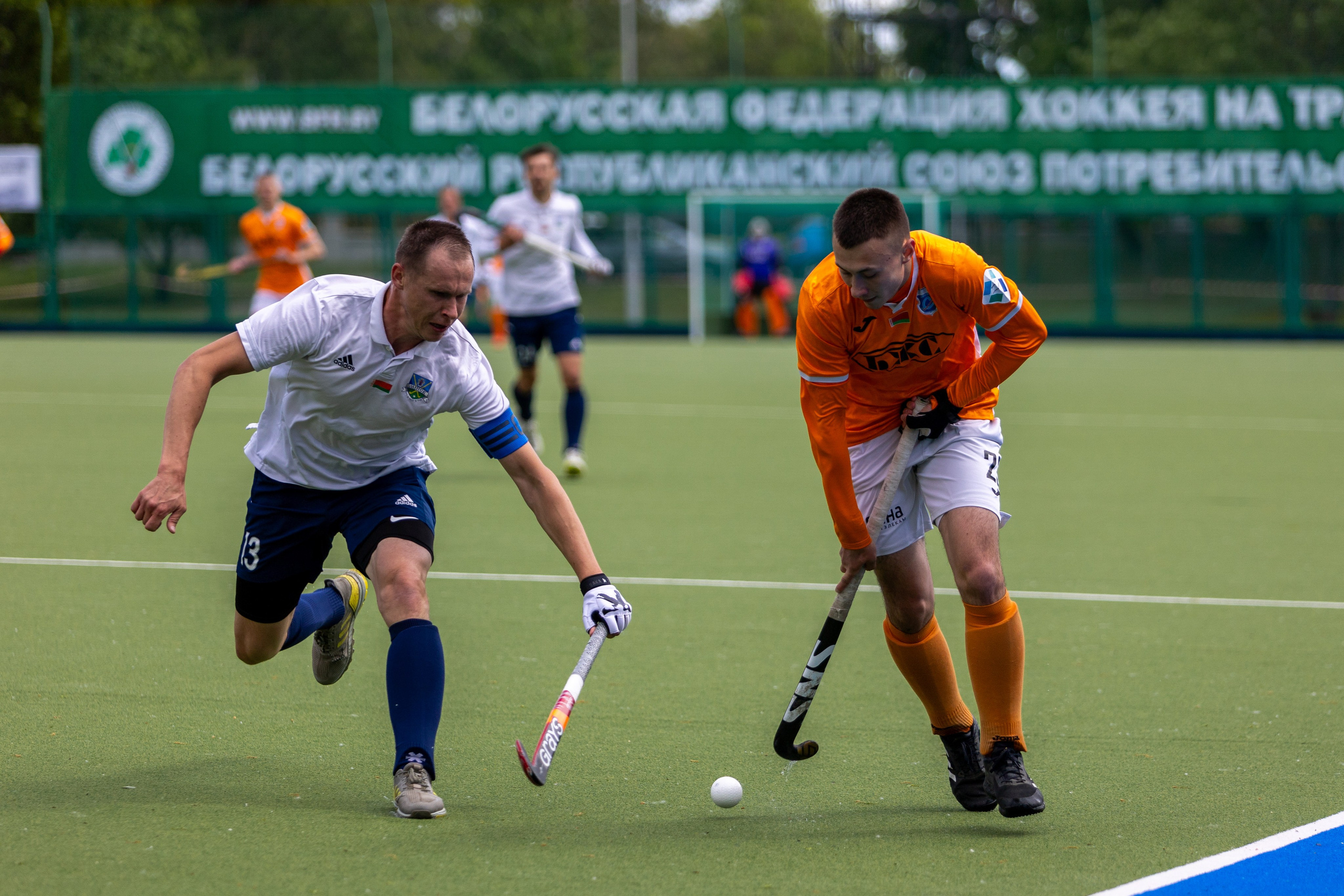 Хоккей на траве. ХК Минск — СК Строитель 11.05.2024. Профессиональный интерьерный и репортажный фотограф Минск и РБ. Максим Орлов