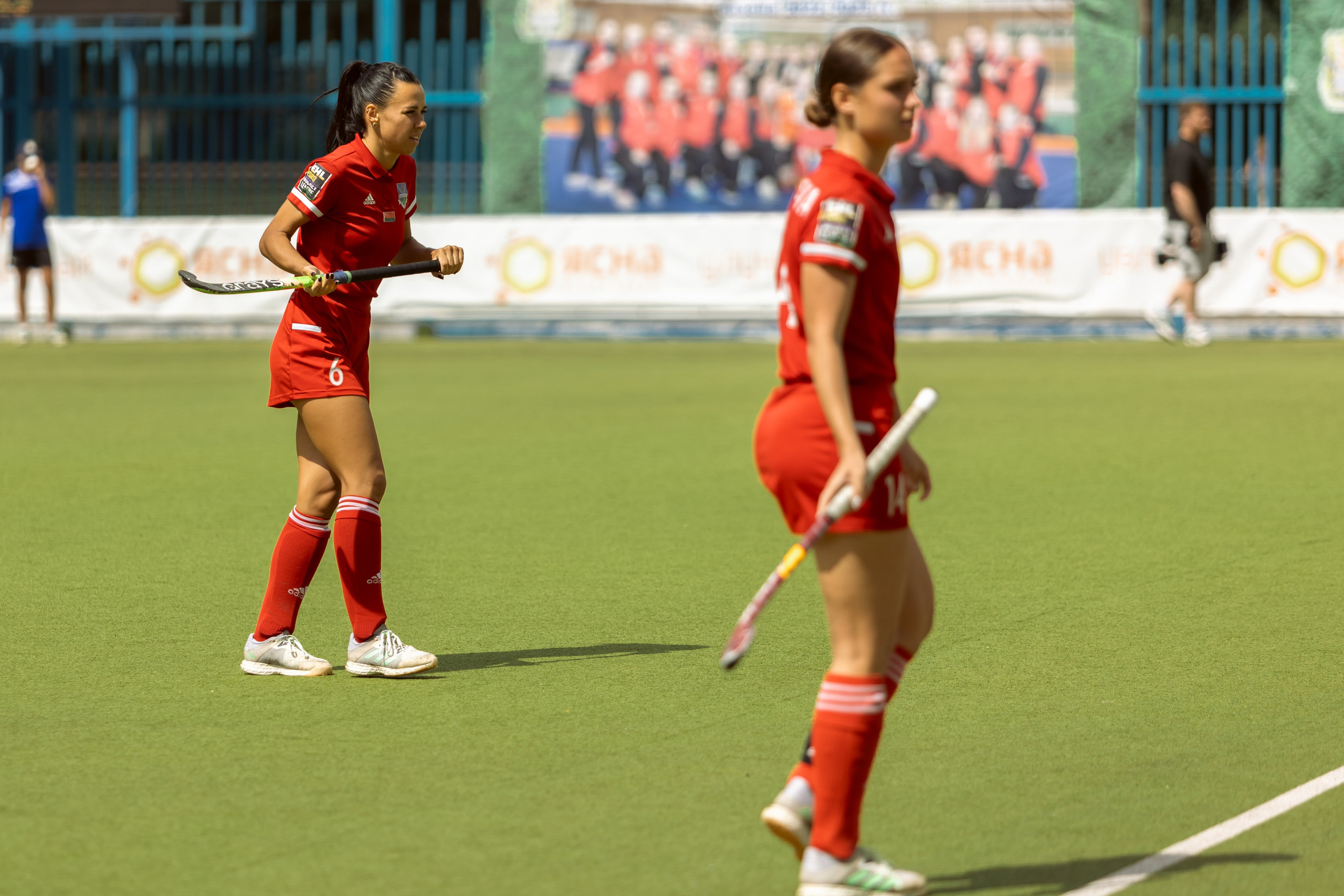 Хоккей на траве. Девушки. Минск — Виктория. 16.06.2024. Профессиональный интерьерный и репортажный фотограф Минск и РБ. Максим Орлов