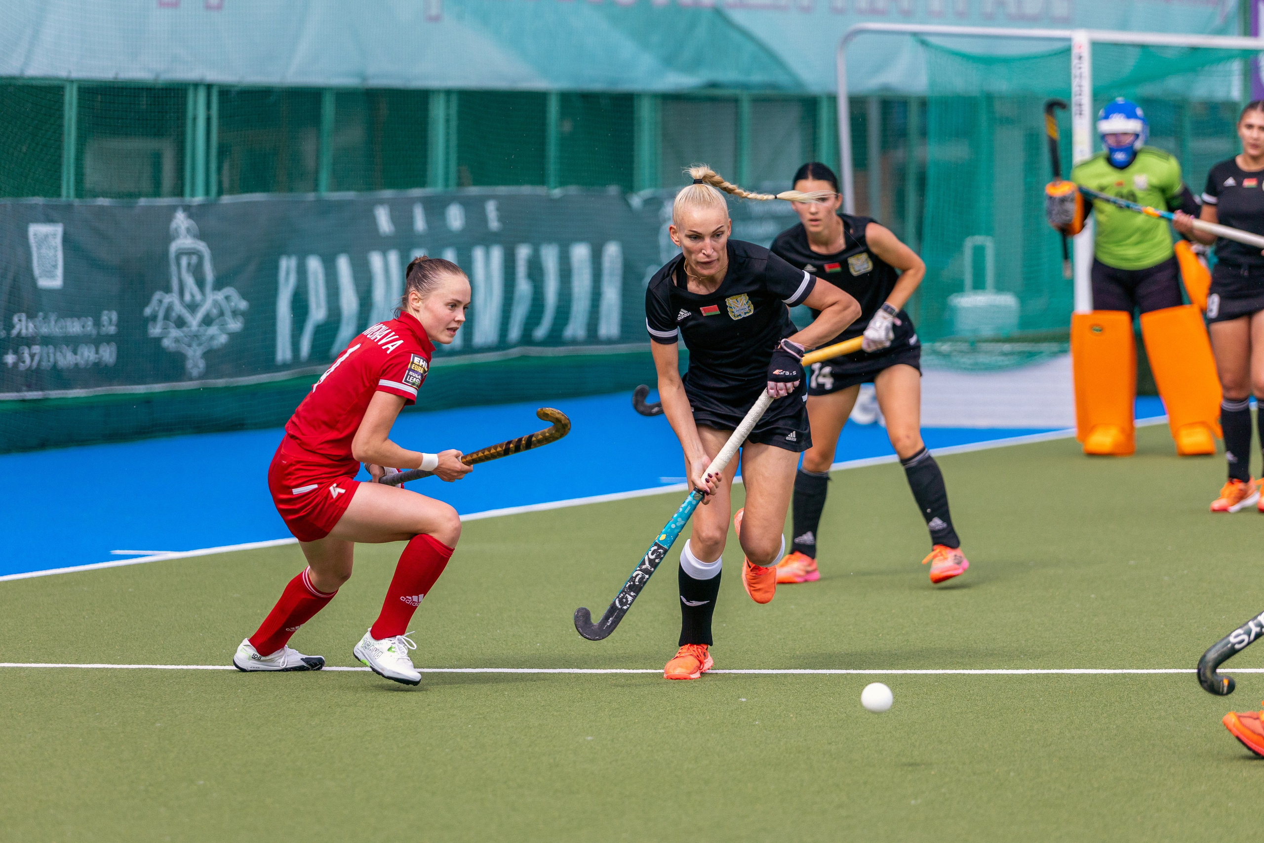 Хоккей на траве. Девушки. ХК Минск — ХК Виктория (Смолевичи) 10.06.2024. Профессиональный интерьерный и репортажный фотограф Минск и РБ. Максим Орлов