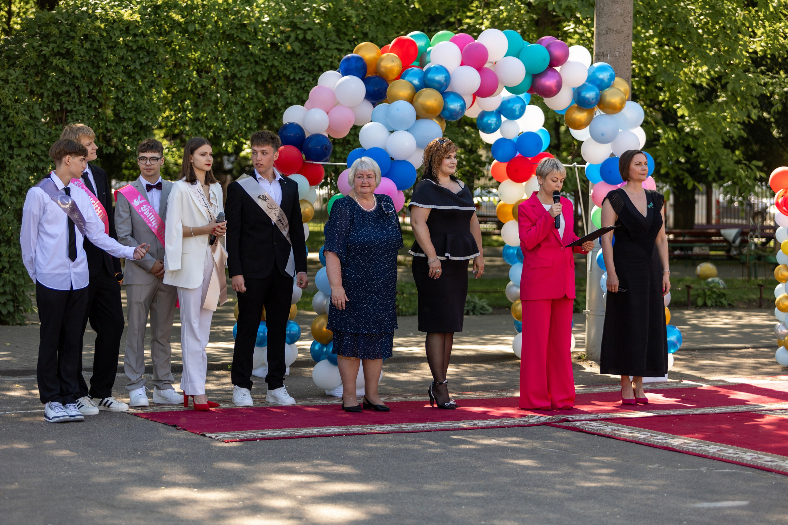 Школа 47. Последний звонок. Профессиональный интерьерный и репортажный фотограф Минск и РБ. Максим Орлов