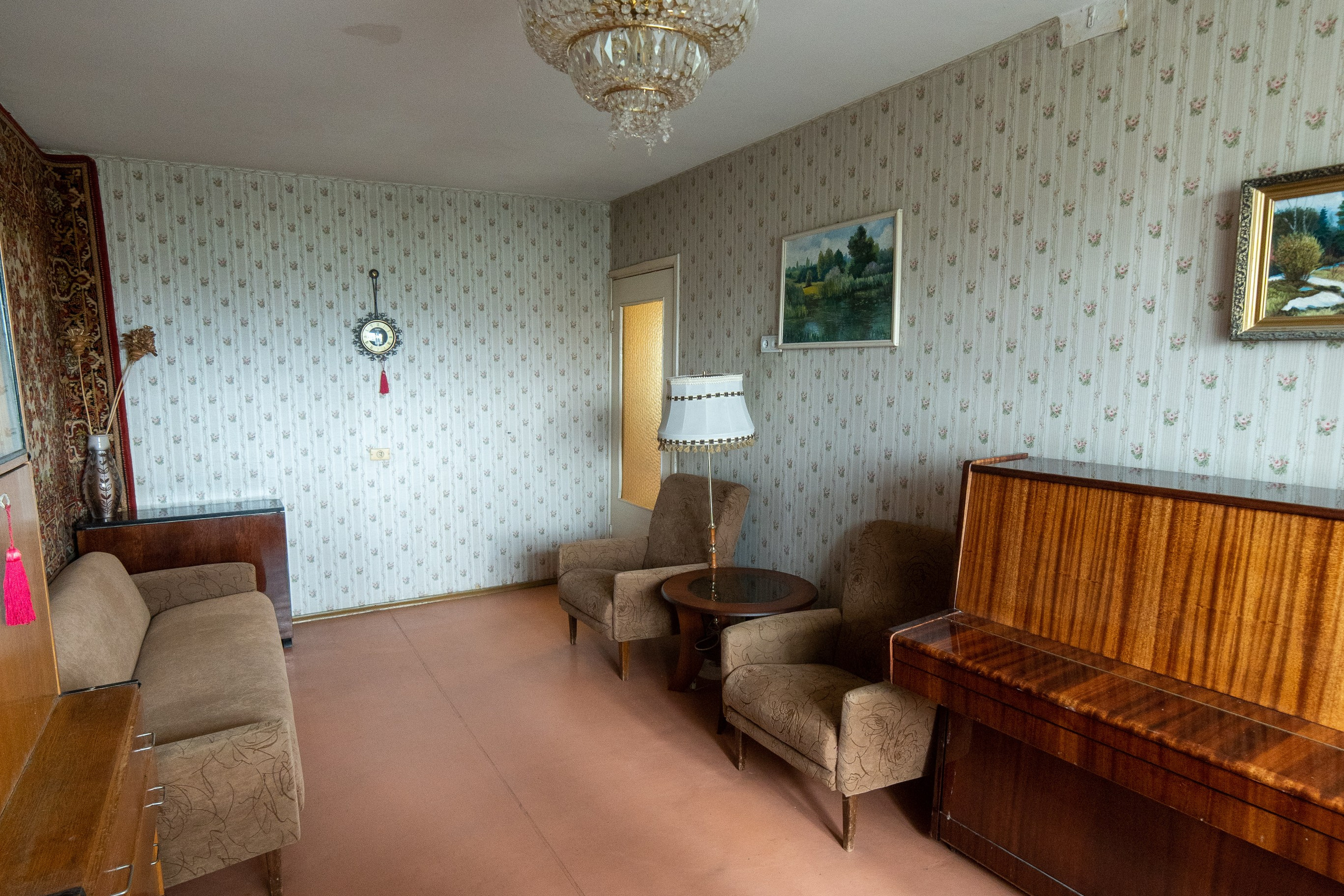 Пр. Газеты Звезда. Слабонервным не смотреть.Суперэконом вариант. Профессиональный интерьерный и репортажный фотограф Минск и РБ. Максим Орлов