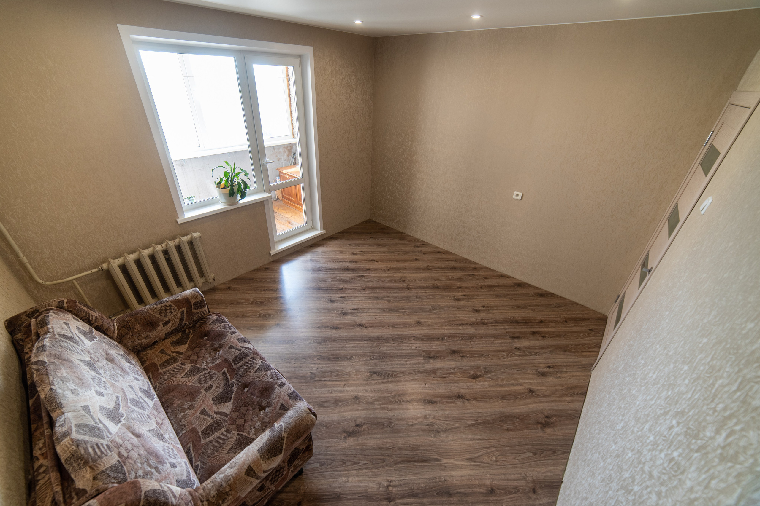 Квартира неизвестна. Эконом вариант. Профессиональный интерьерный и репортажный фотограф Минск и РБ. Максим Орлов