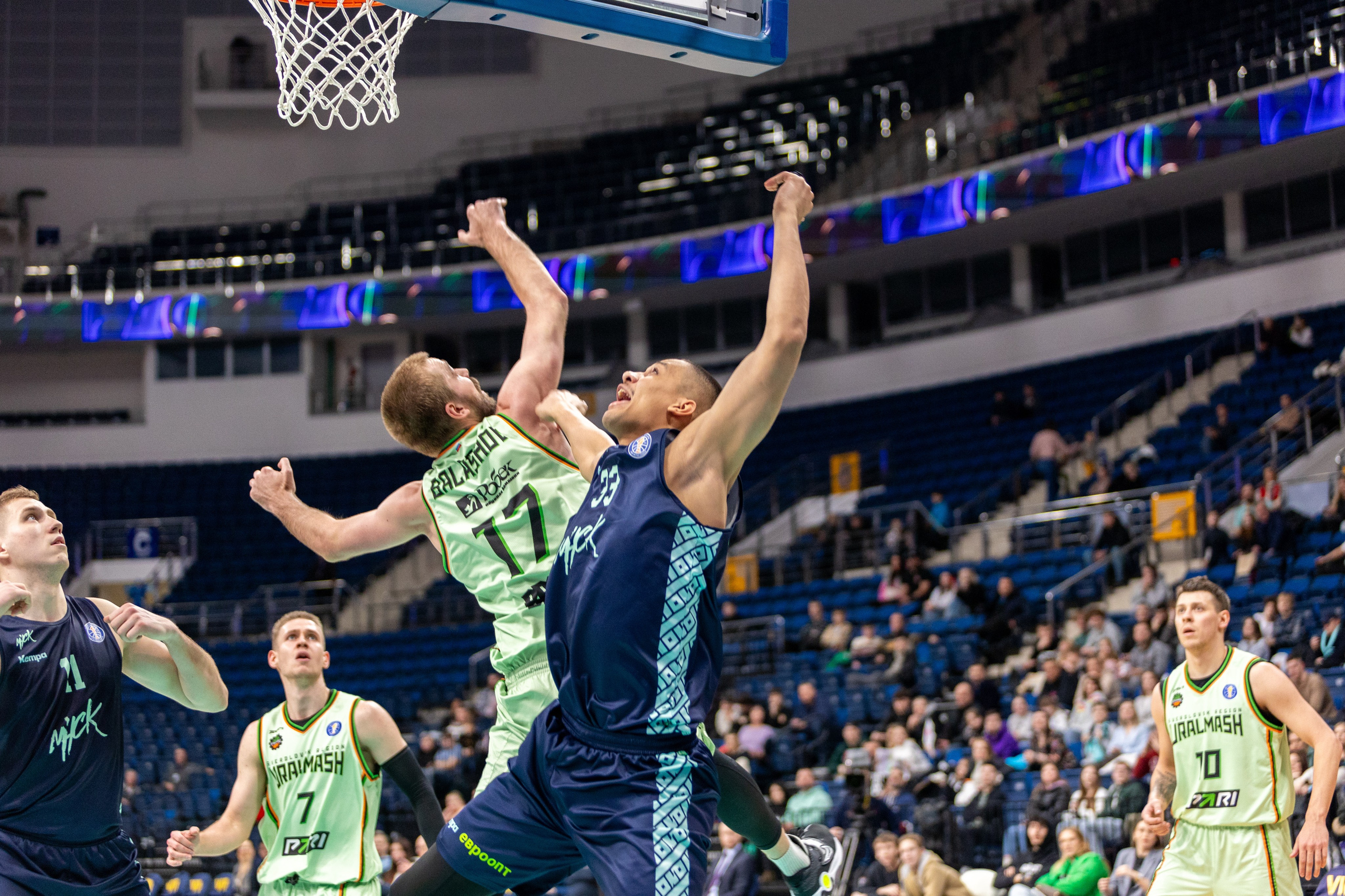 Баскетбол. Лучшие кадры. Минск — Уралмаш 13.02.2024. Профессиональный интерьерный и репортажный фотограф Минск и РБ. Максим Орлов