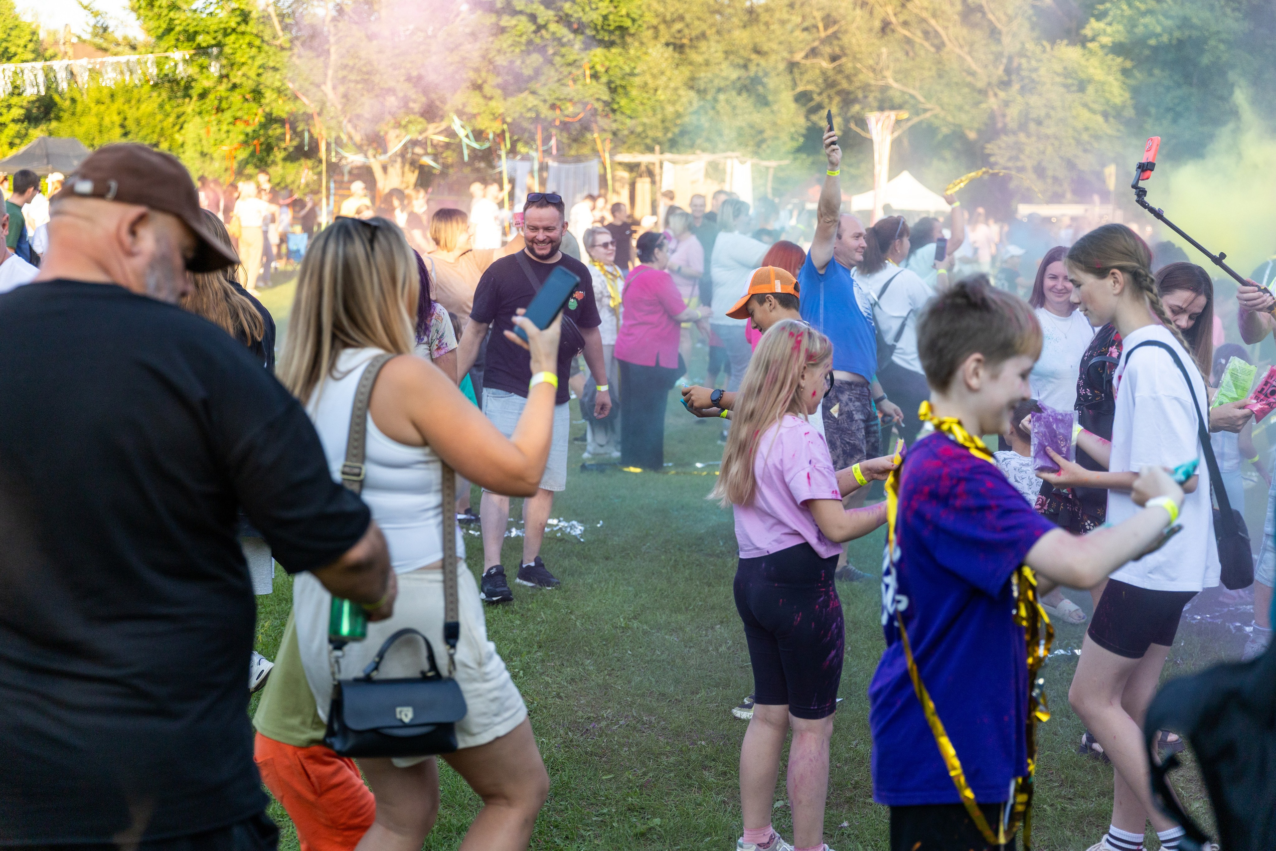 Дискохит. Профессиональный интерьерный и репортажный фотограф Минск и РБ. Максим Орлов