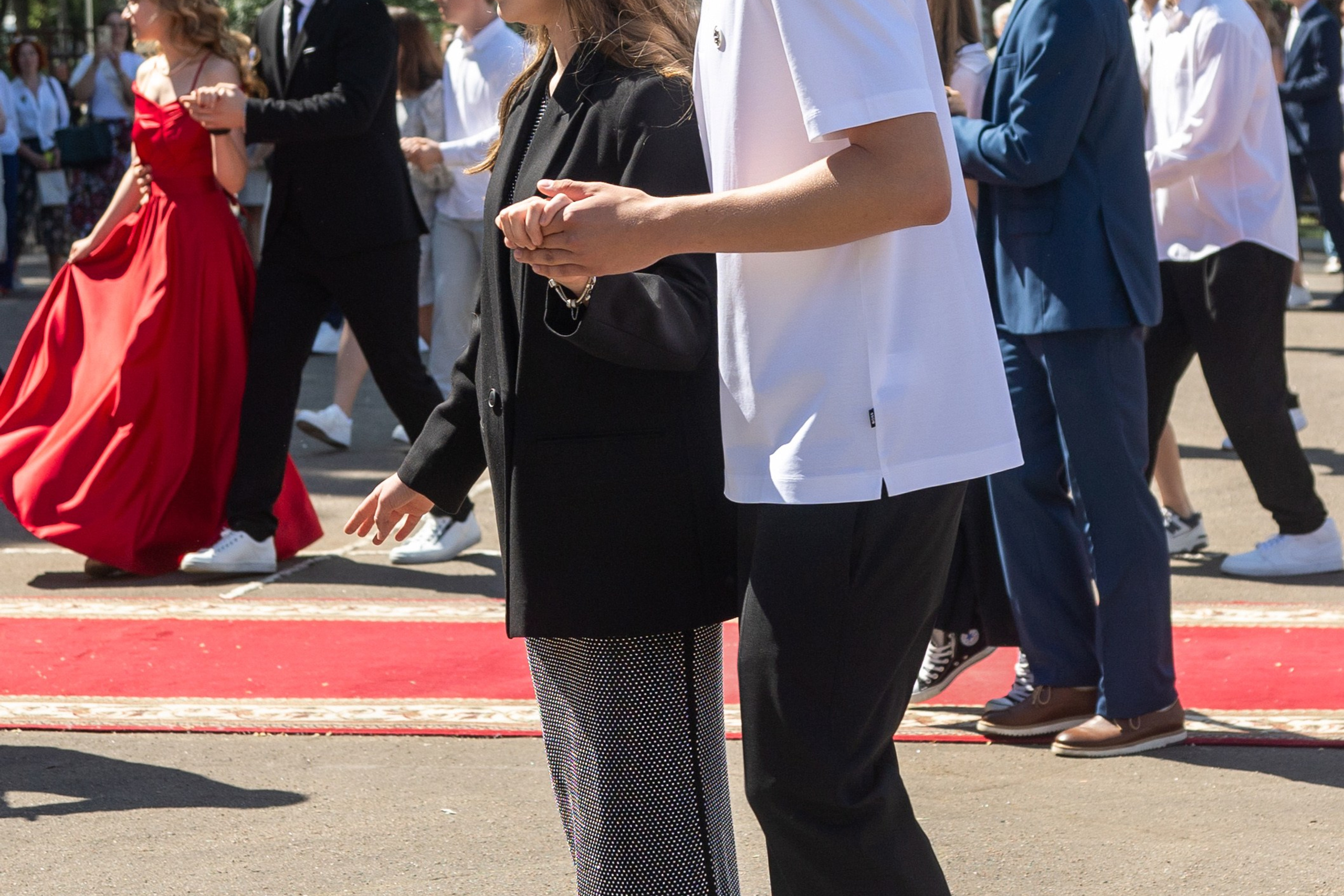 Школа 47. Последний звонок. Профессиональный интерьерный и репортажный фотограф Минск и РБ. Максим Орлов