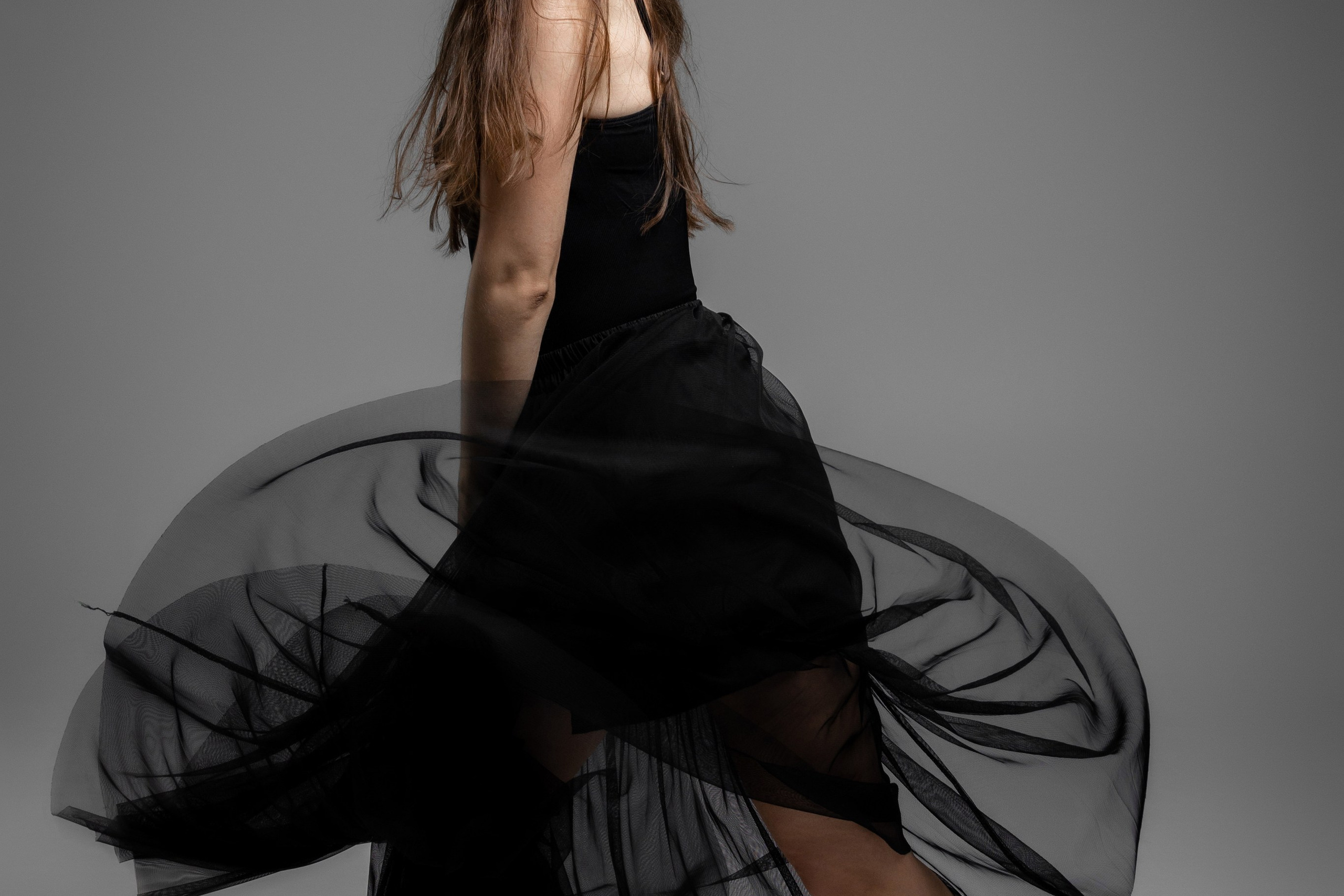 Алена (студийная на циклораме). Профессиональный интерьерный и репортажный фотограф Минск и РБ. Максим Орлов