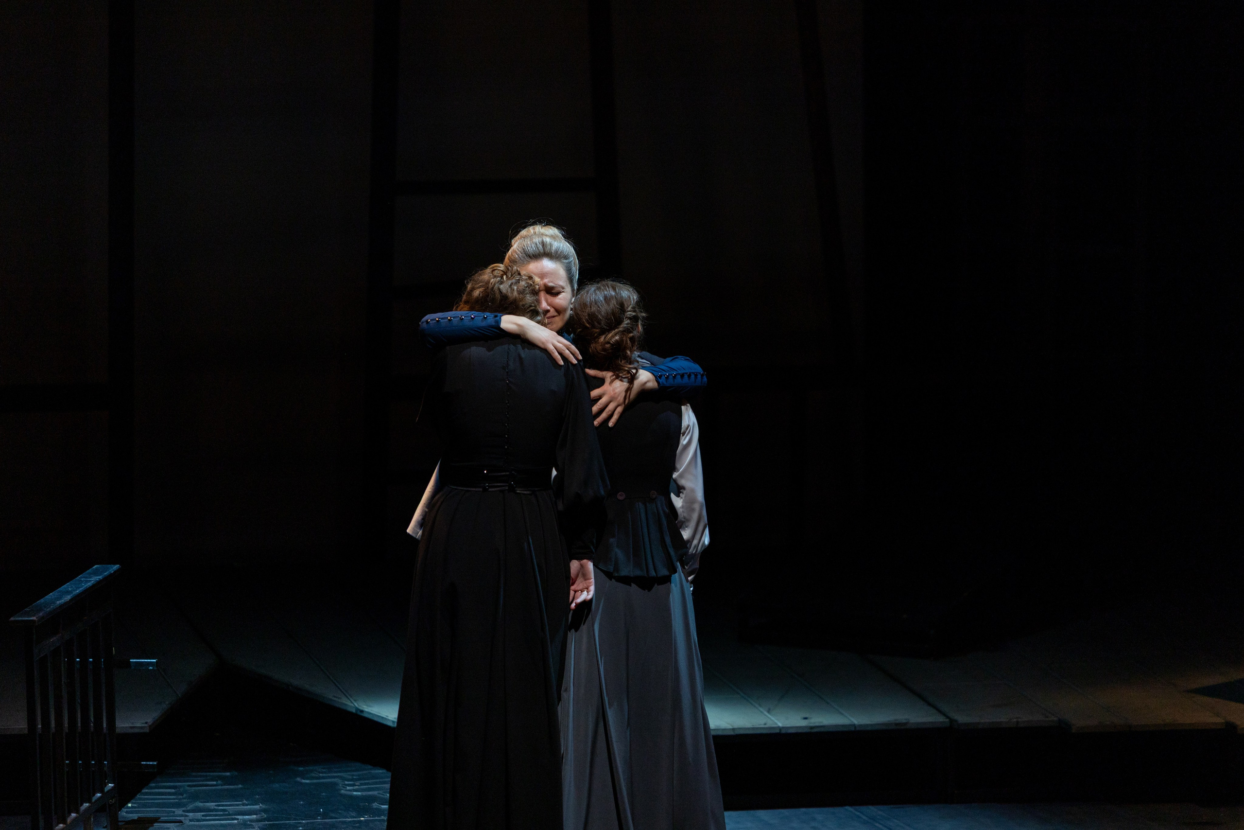 Театр белорусской армии «Три сестры». Профессиональный интерьерный и репортажный фотограф Минск и РБ. Максим Орлов