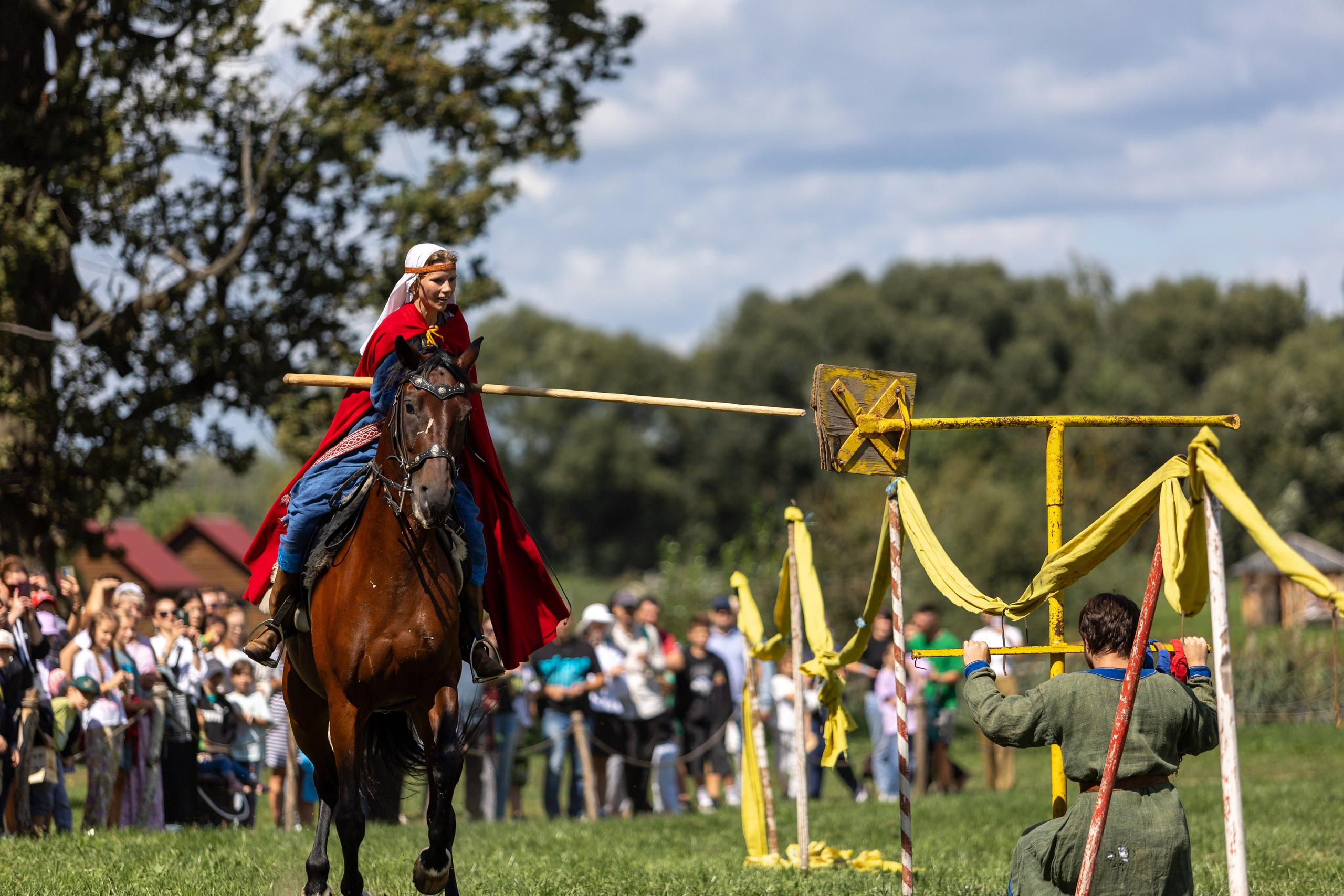 Ежегодный фестиваль средневековья в Дукоре. Профессиональный интерьерный и репортажный фотограф Минск и РБ. Максим Орлов
