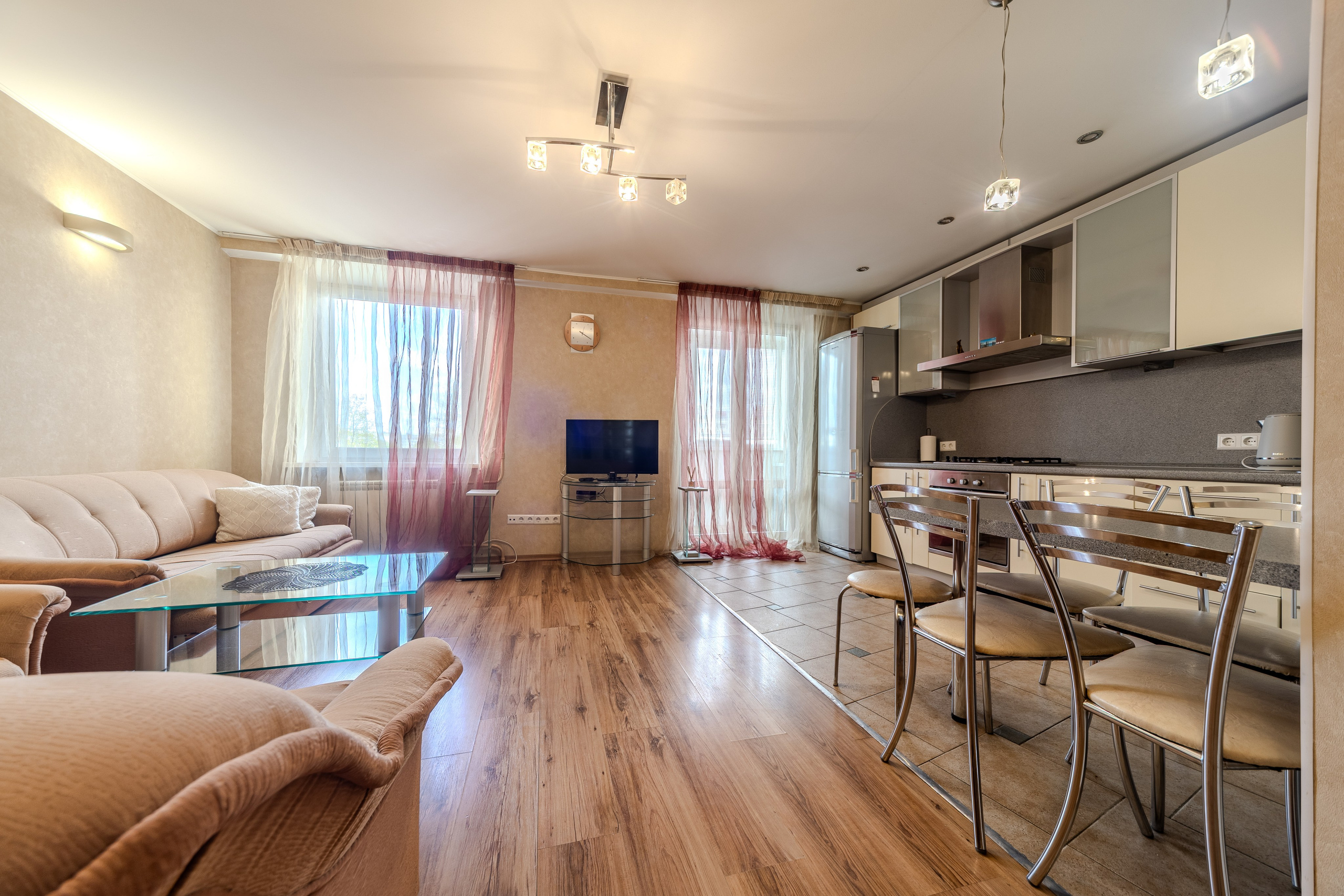 Воронянского 27. Эконом вариант. Профессиональный интерьерный и репортажный фотограф Минск и РБ. Максим Орлов