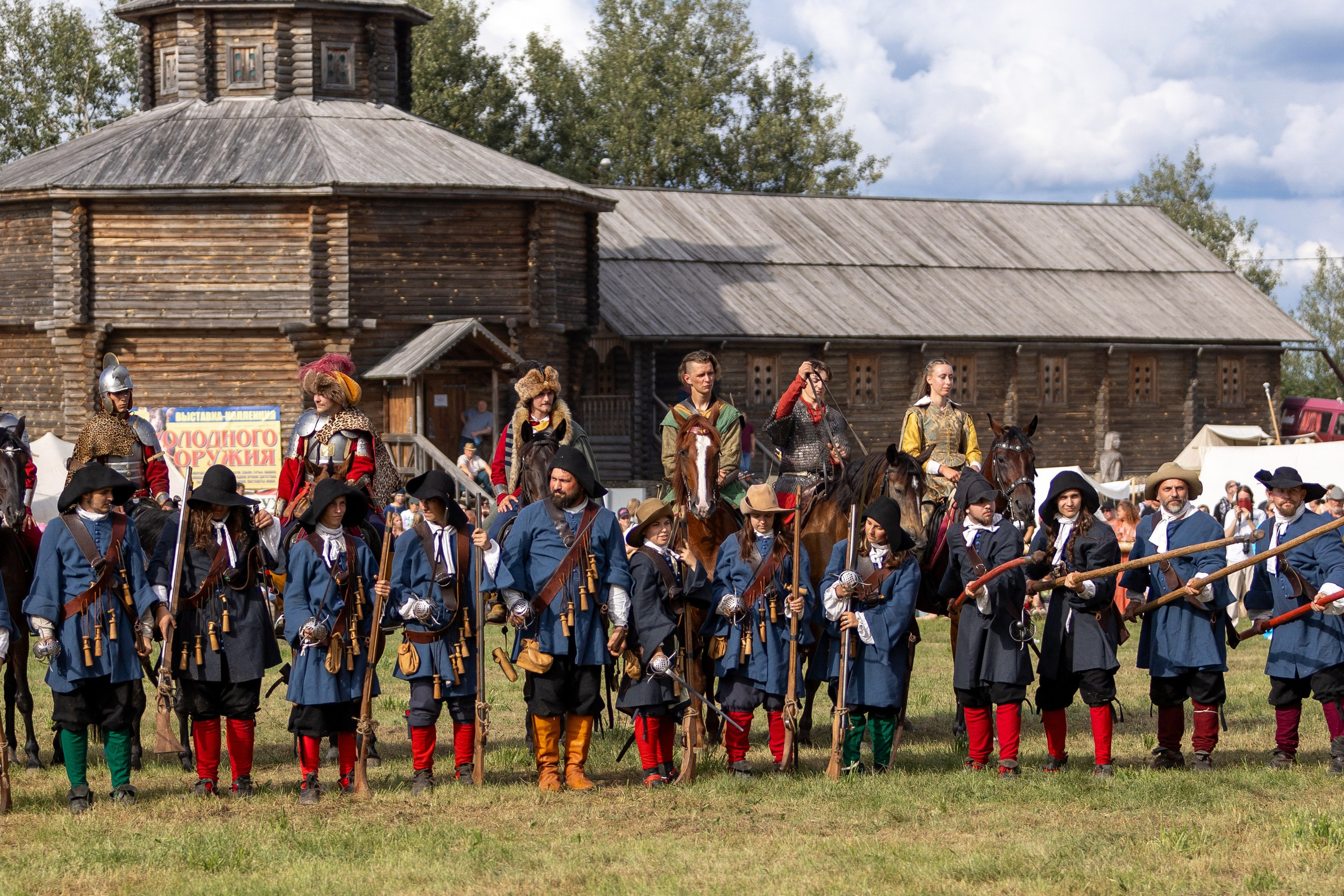 Рыцарский фест. Мстиславль. Профессиональный интерьерный и репортажный фотограф Минск и РБ. Максим Орлов
