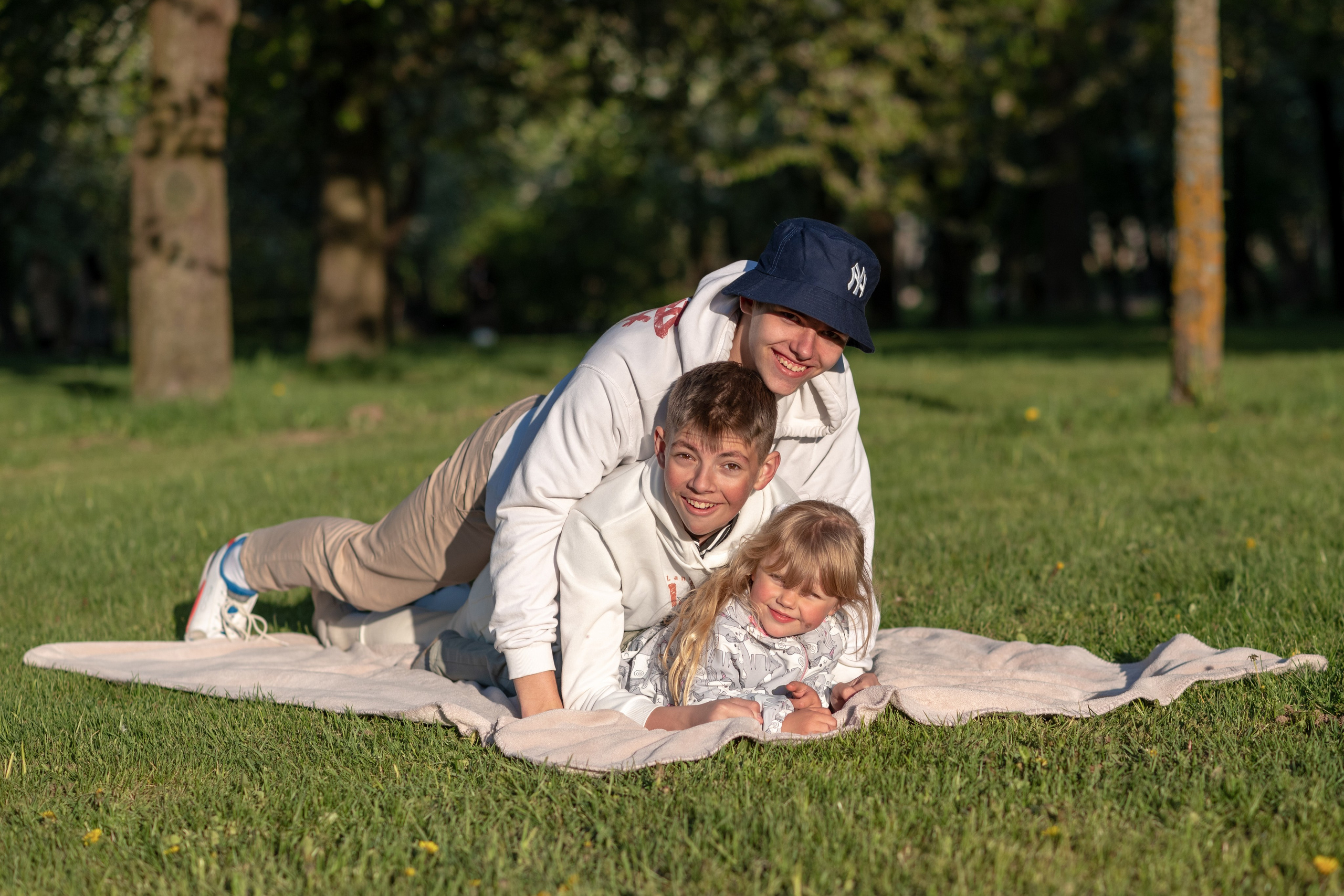 Леша и его семья. Профессиональный интерьерный и репортажный фотограф Минск и РБ. Максим Орлов