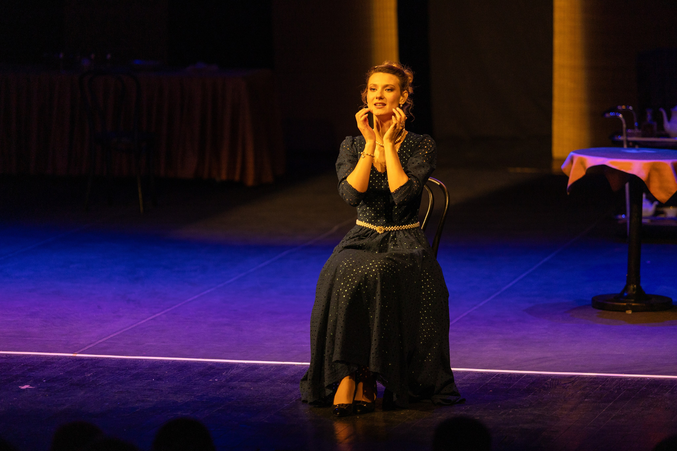 Новый театр «Плачу за любовь». Профессиональный интерьерный и репортажный фотограф Минск и РБ. Максим Орлов