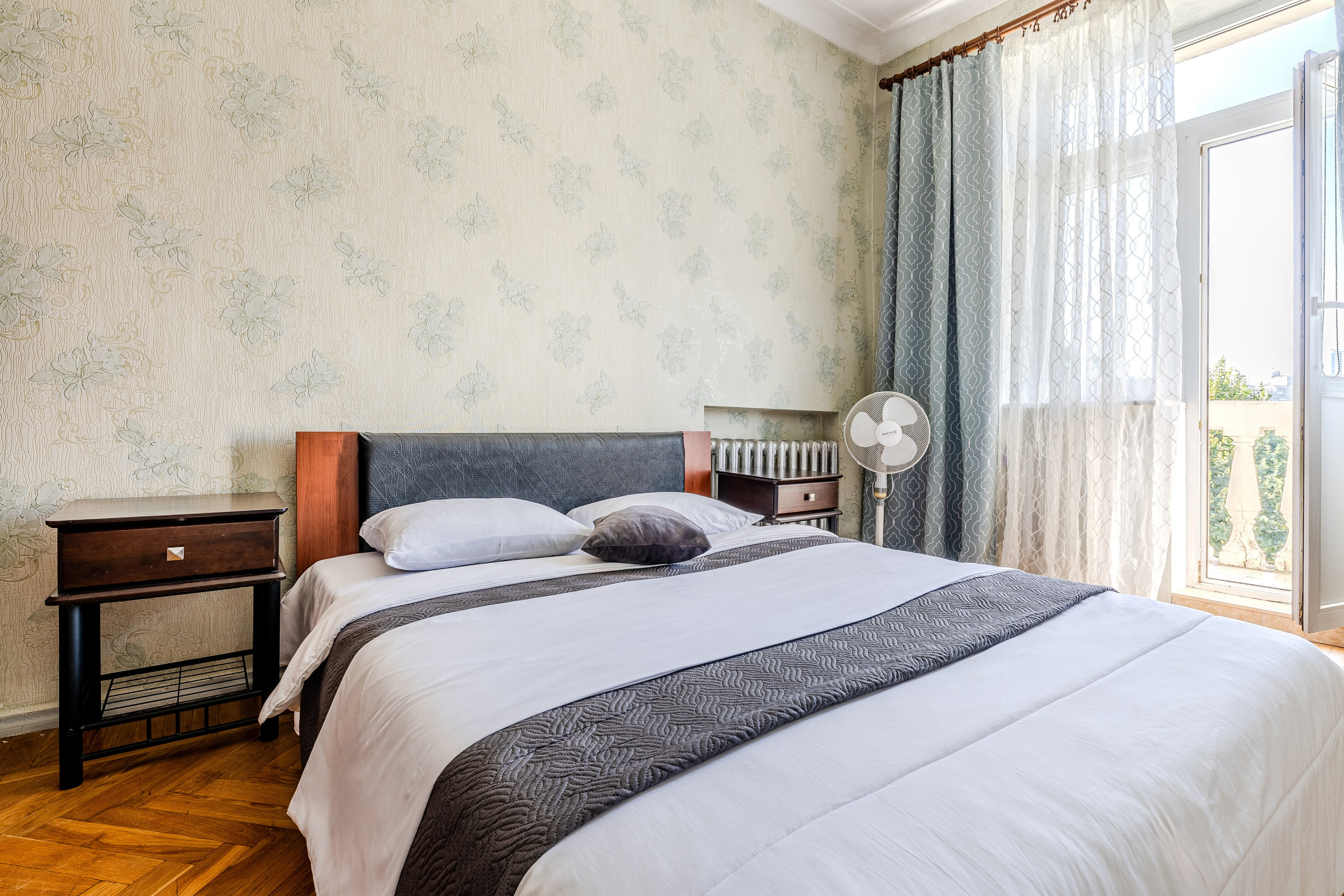 Интерьерная фотосъемка на Коммунистической. Профессиональный интерьерный и репортажный фотограф Минск и РБ. Максим Орлов