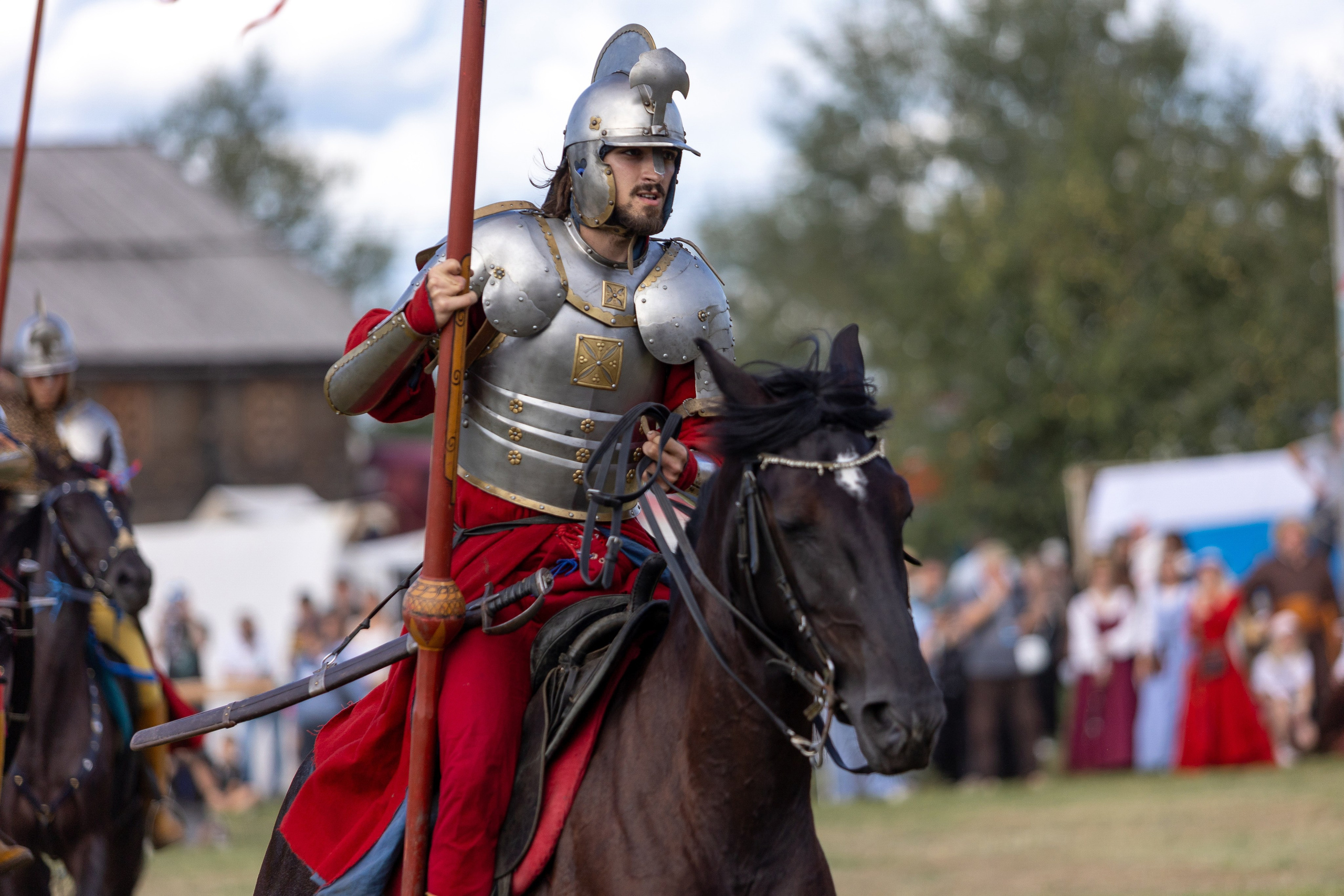 Рыцарский фест. Мстиславль. Профессиональный интерьерный и репортажный фотограф Минск и РБ. Максим Орлов