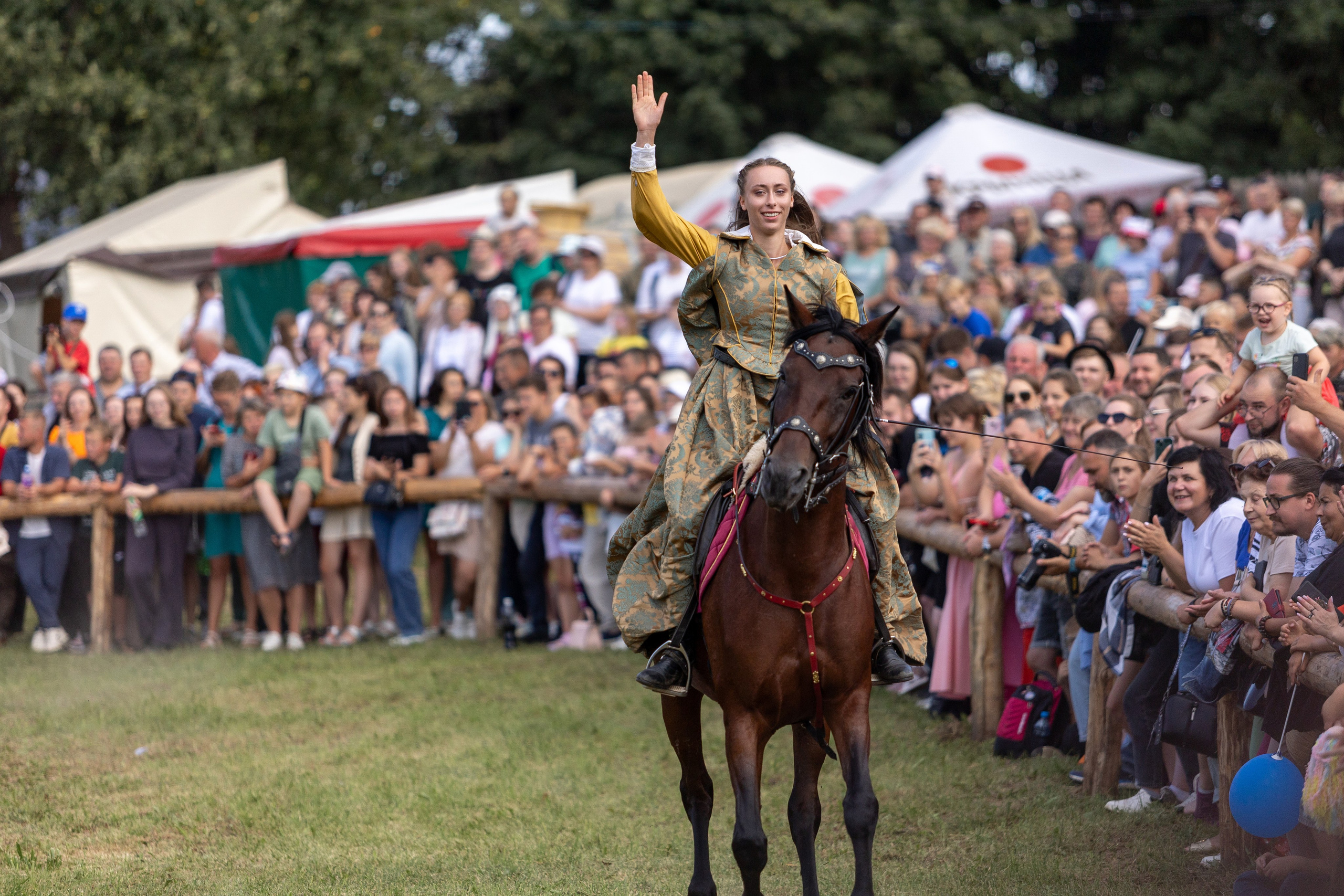 Рыцарский фест. Мстиславль. Профессиональный интерьерный и репортажный фотограф Минск и РБ. Максим Орлов